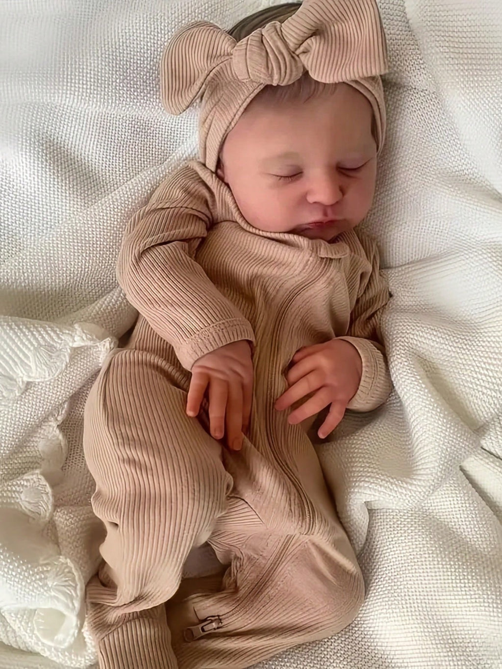 Lifelike Reborn Baby Doll 20 Inch | Soft Cloth Body, 3D Painted Skin With Veins,Hand Painted Hair | Ultra Realistic Newborn Infant Toy