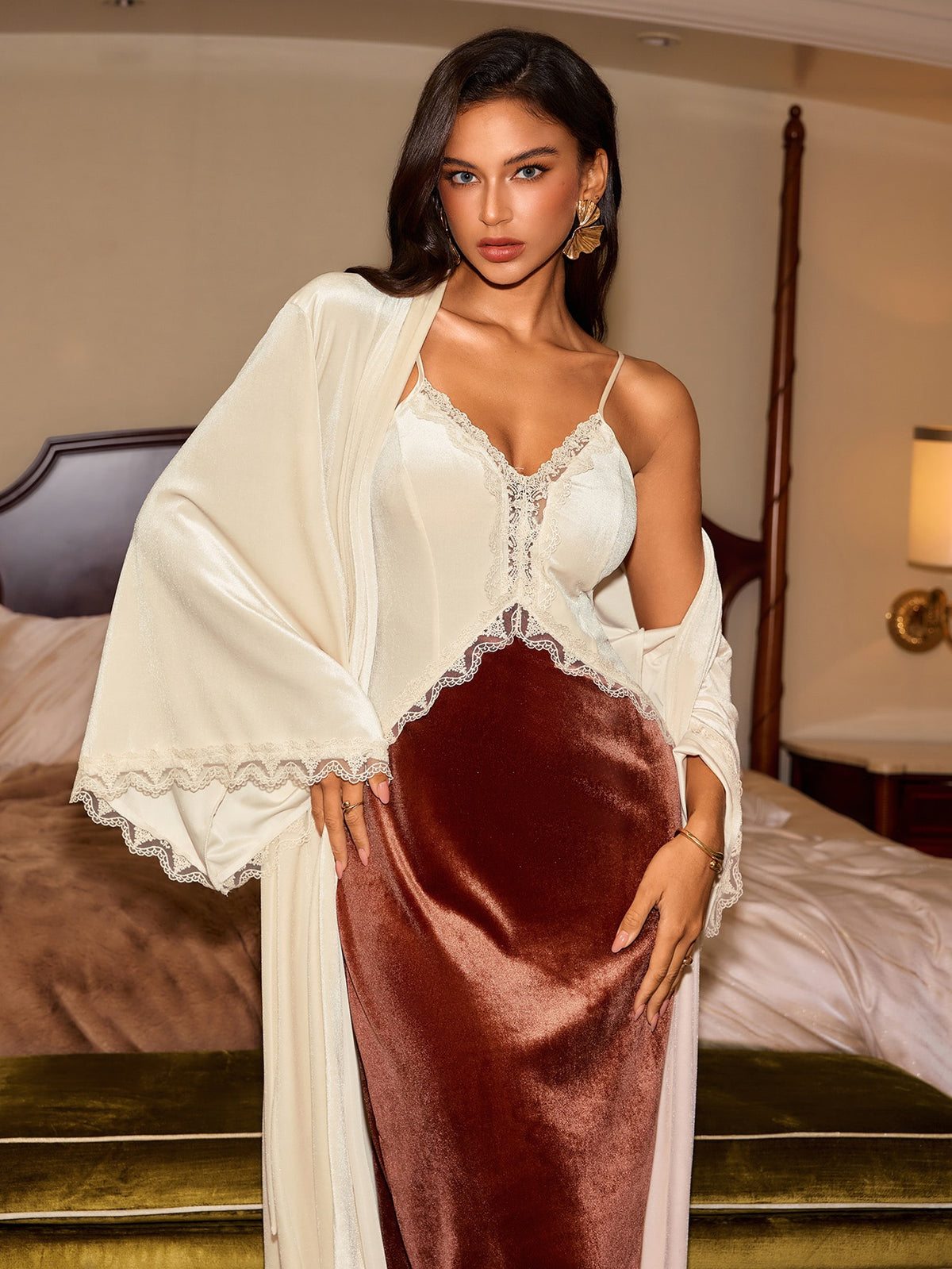 2pcs Woman Velvet Sleepwear Set