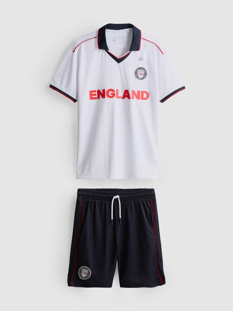 A sporty tee and shorts clothing co-ord with an England football team design