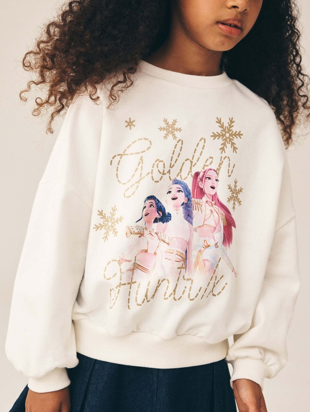 Cream Christmas Kpop Long Sleeve Sweatshirt