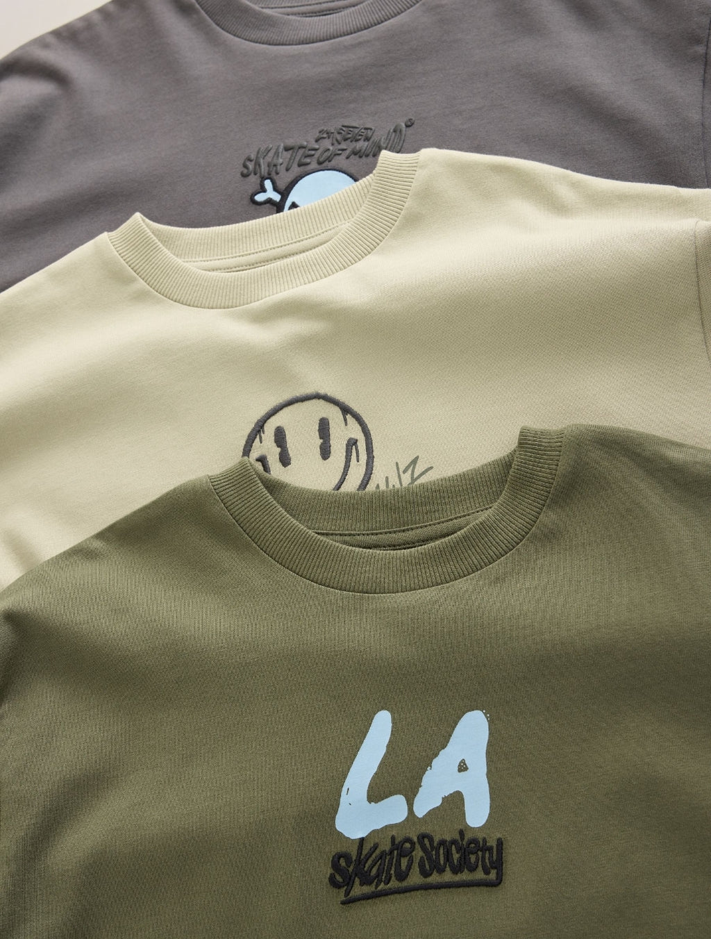 Stone/Khaki/Charcoal Graphic Long Sleeve Relaxed Fit T-Shirts 3 Pack