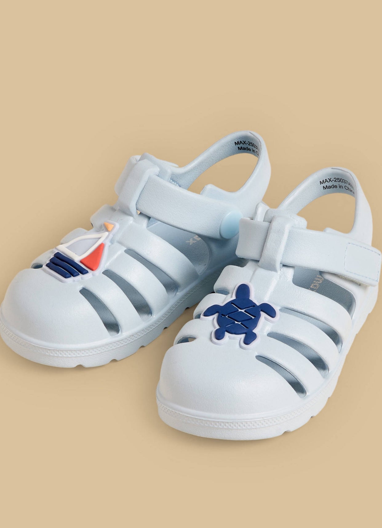 Fisherman Sandals with Hook and Loop Closure