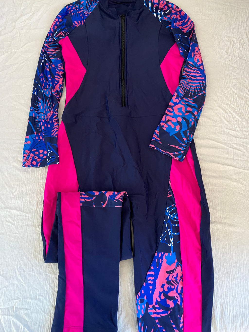 1pc Women's Tropical Printed Long Sleeve Zip Half Rash Guard Jumpsuit (immediate)