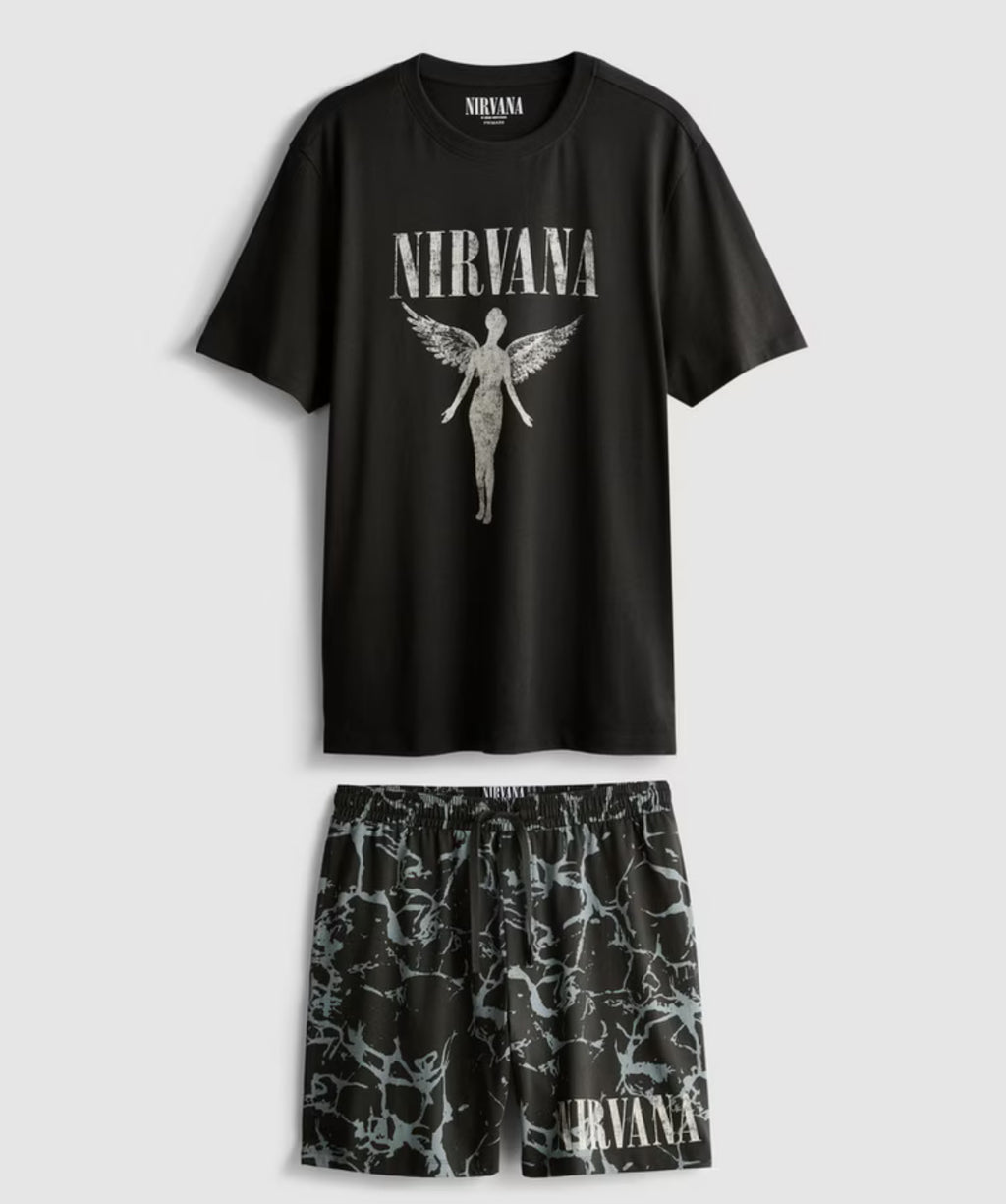 Pyjama set with graphic T-shirt and printed shorts