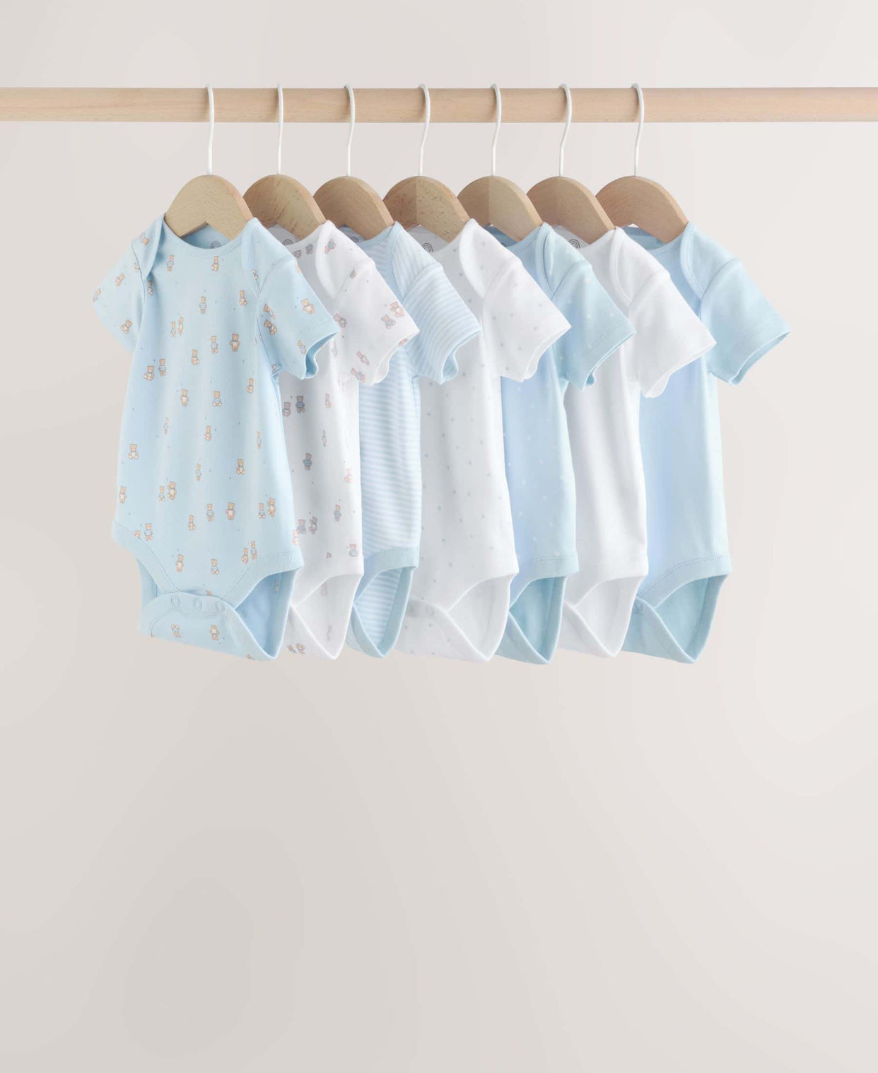Blue 7 Pack Short Sleeve Baby
Bear Bodysuit