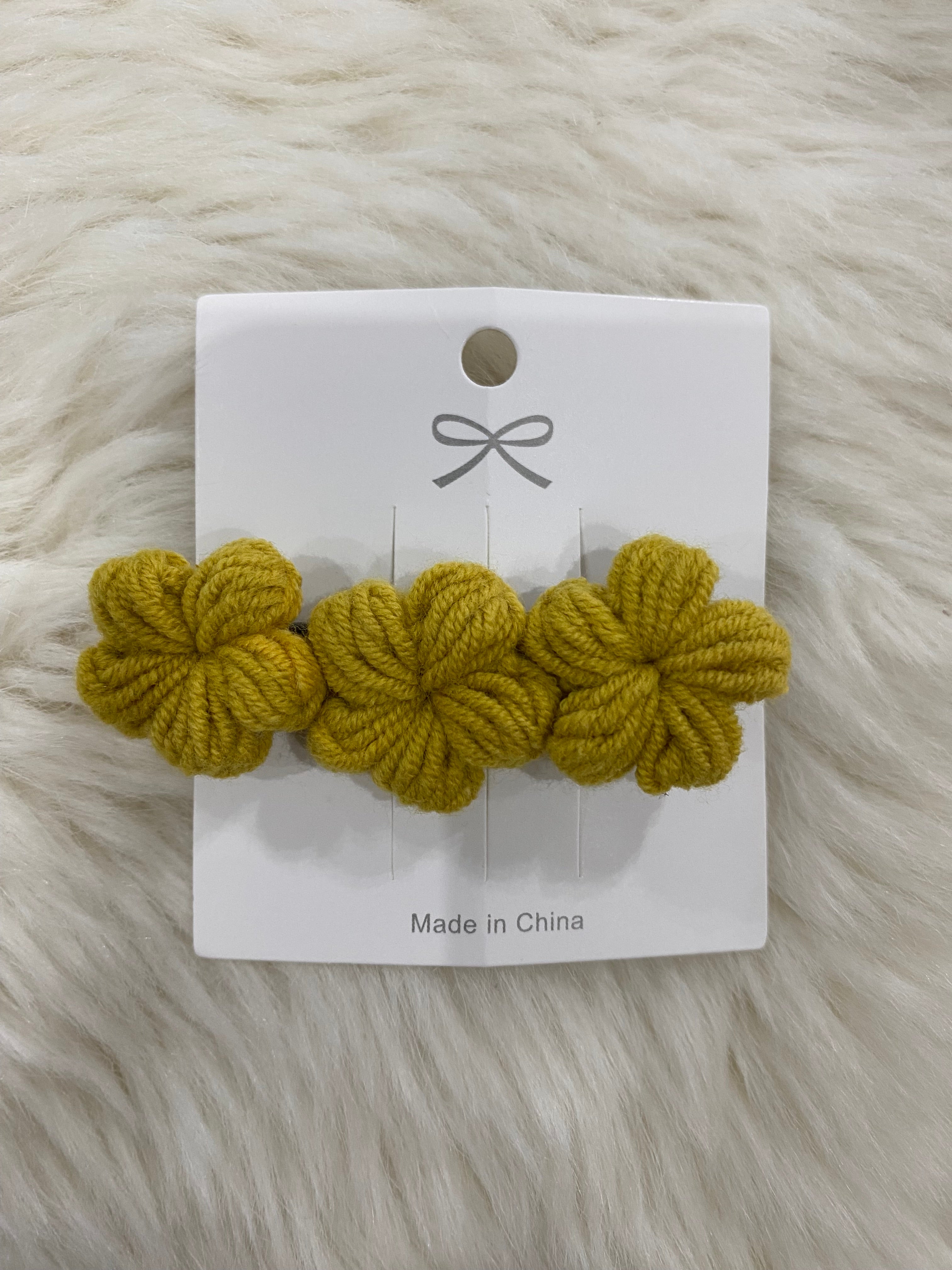 1pc knitted floral hair clip