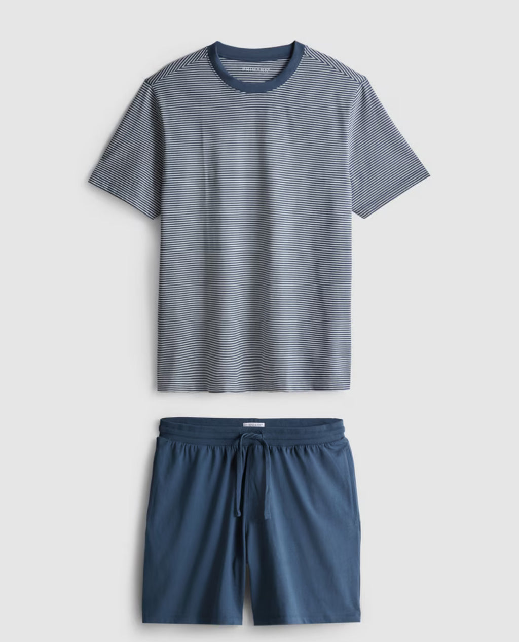 Short pyjama set with a striped tee