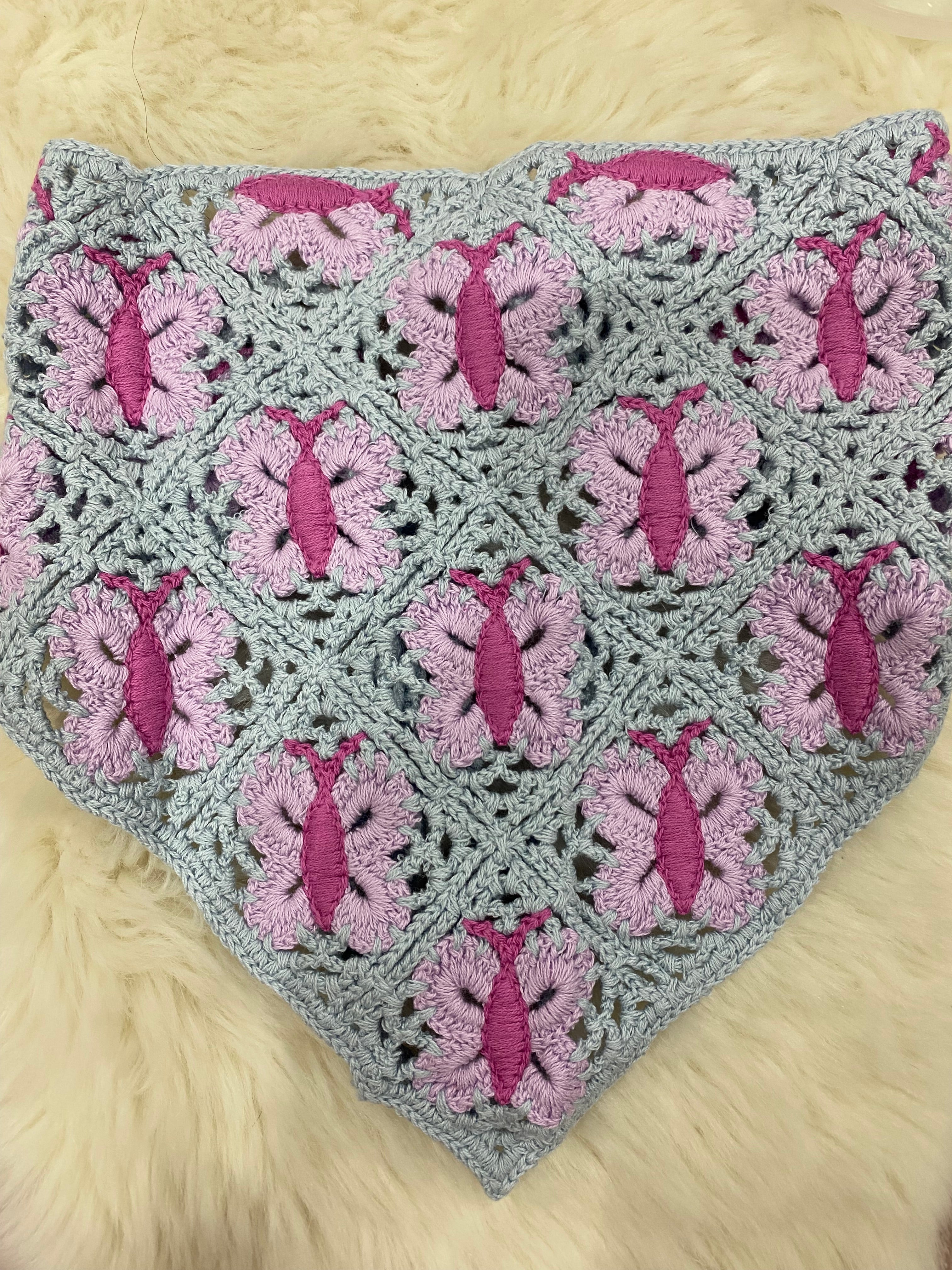 1pc Knitted Butterfly Decor Triangle Scarf Headband