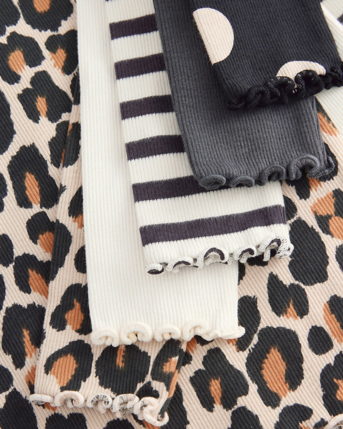 Black/White Long Sleeve Ribbed Tops 5 Pack