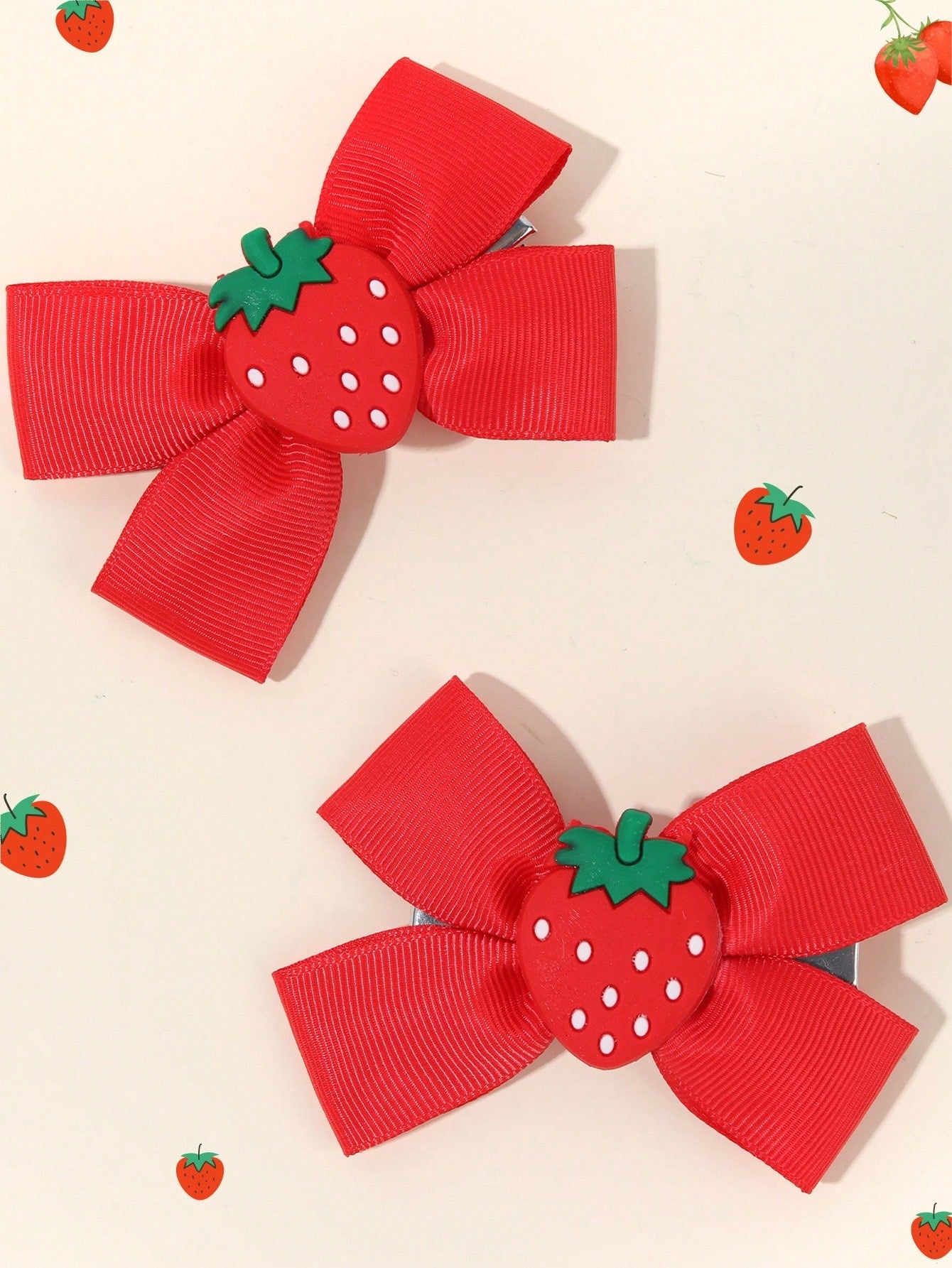 2pcs/Set Girls Strawberry Bow Hair Clips