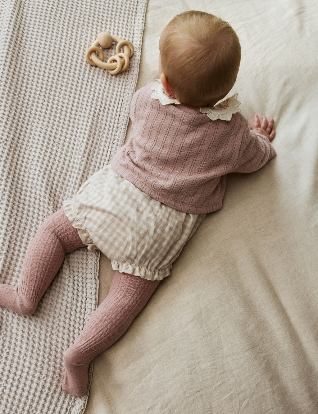 Pink Bubble Romper Long Sleeve
Bodysuit Cardigan and Tights 4 Piece Set (immediate)