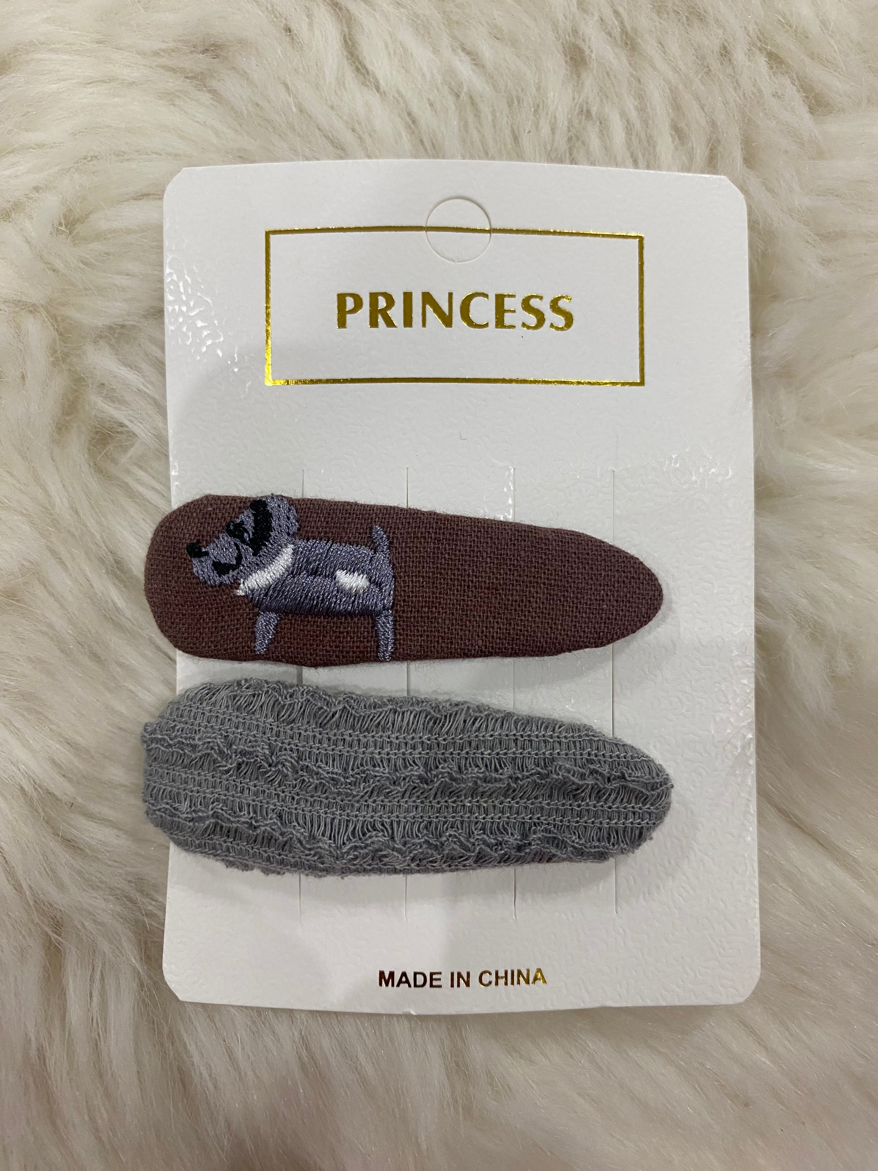 2pcs embroidered hair clips