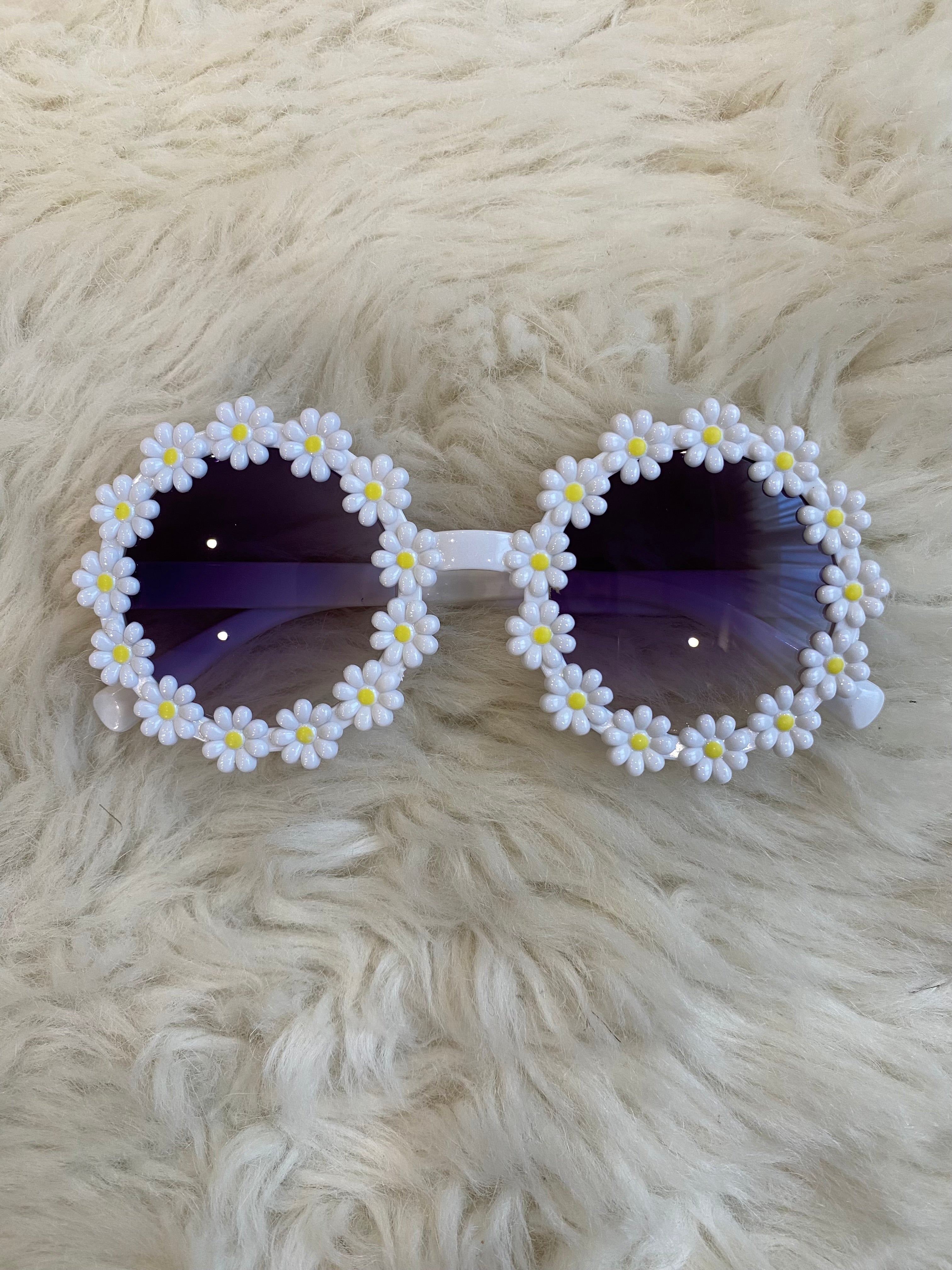 1pc Girl sunglasses (immediate)