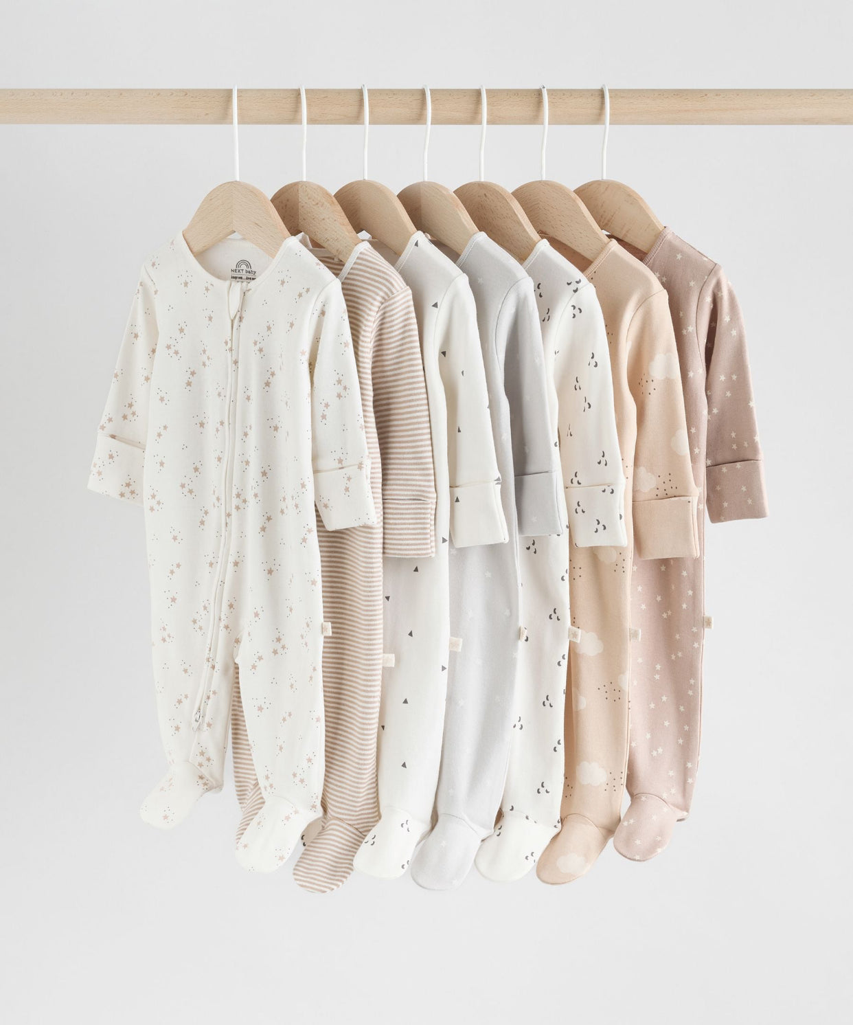 Neutral 7 Pack Two Way Zip Baby
Sleepsuits