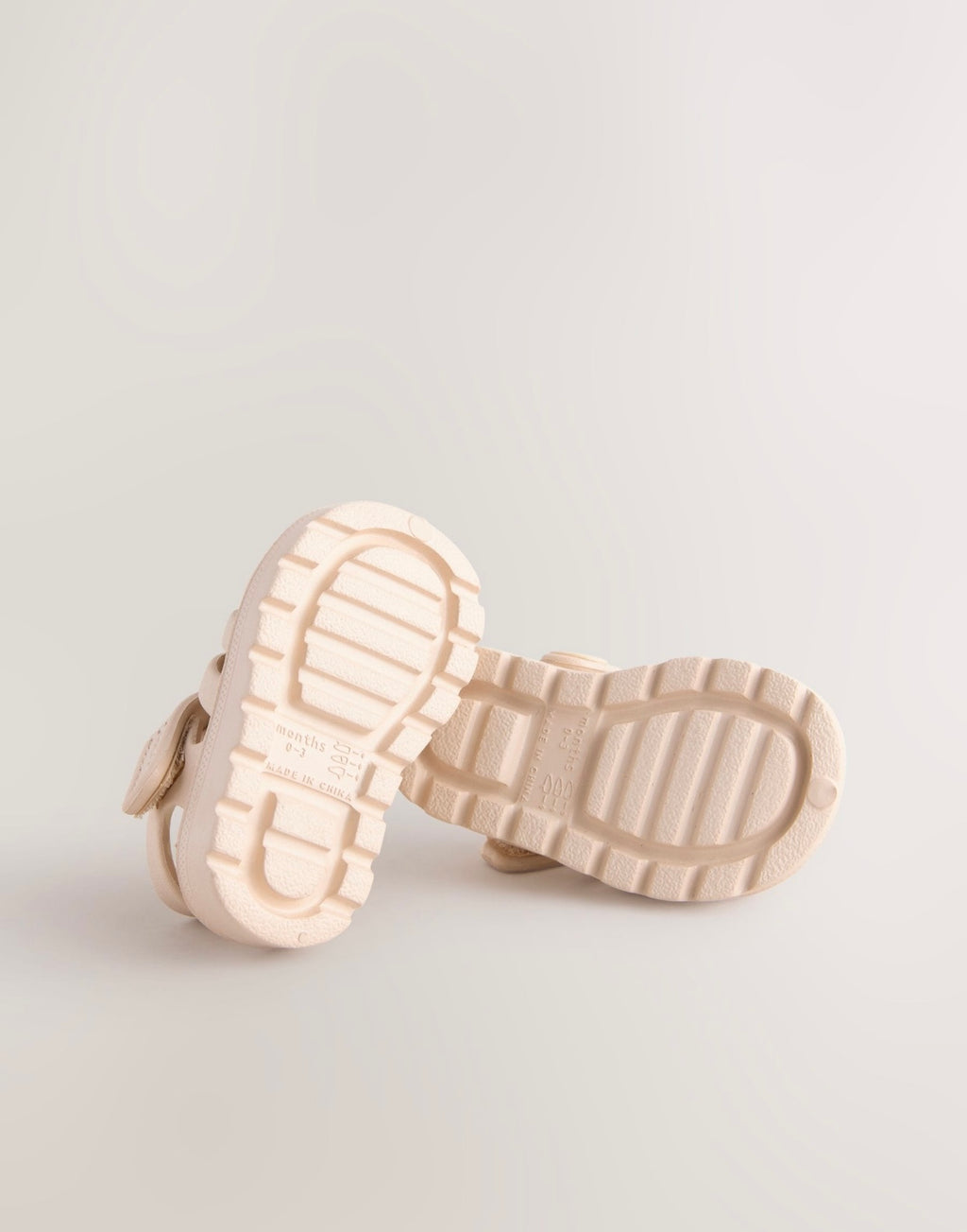 Neutral Bear Baby Fisherman Sandals