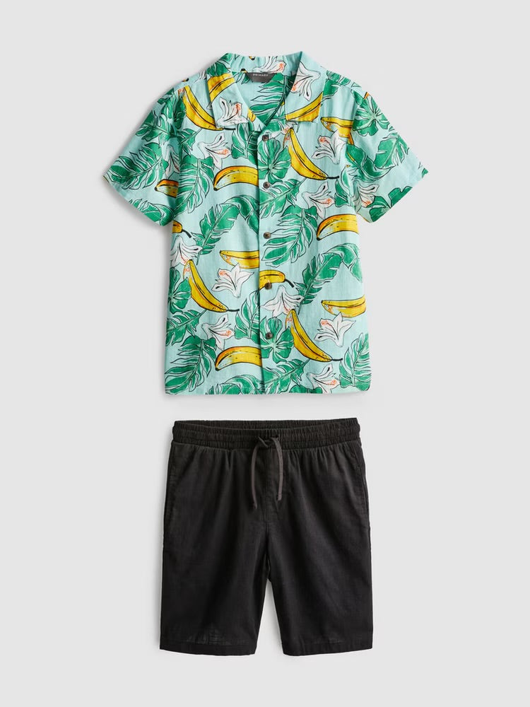 A printed short sleeve shirt and drawstring-detail shorts clothing set