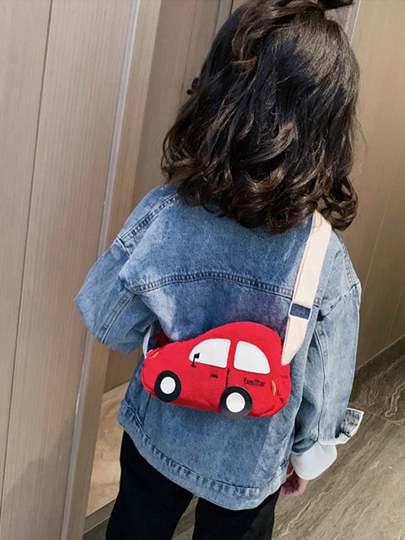 Car Shaped Crossbody Bag (immediate)