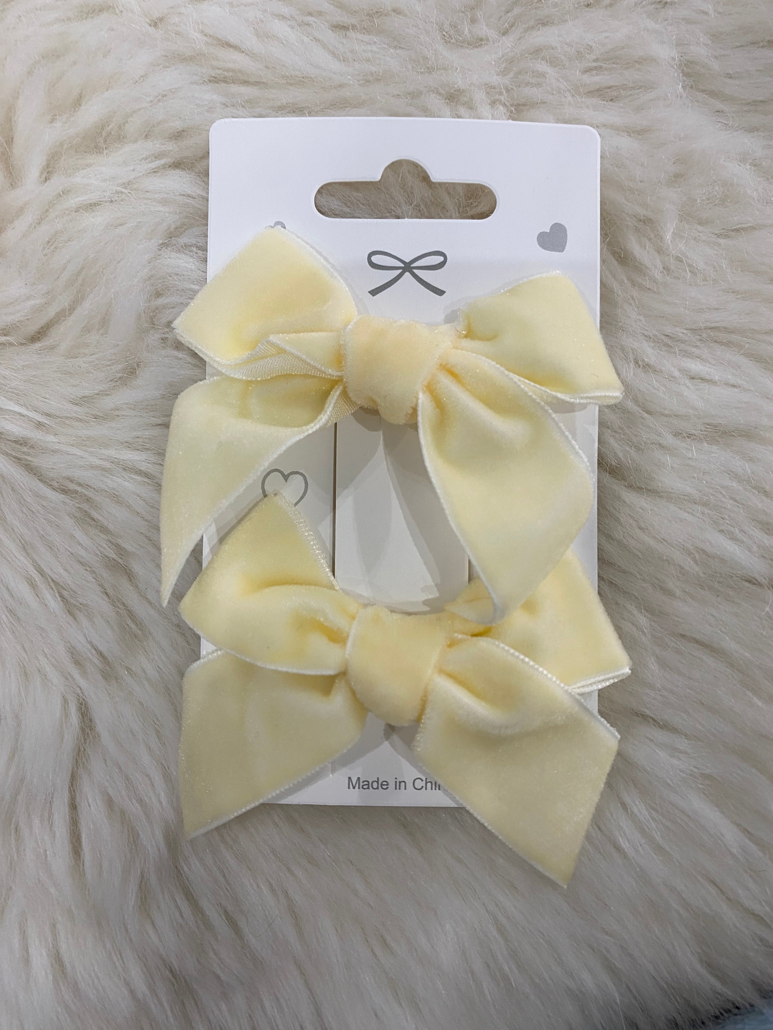 2pcs cream velvet bow hair clips
