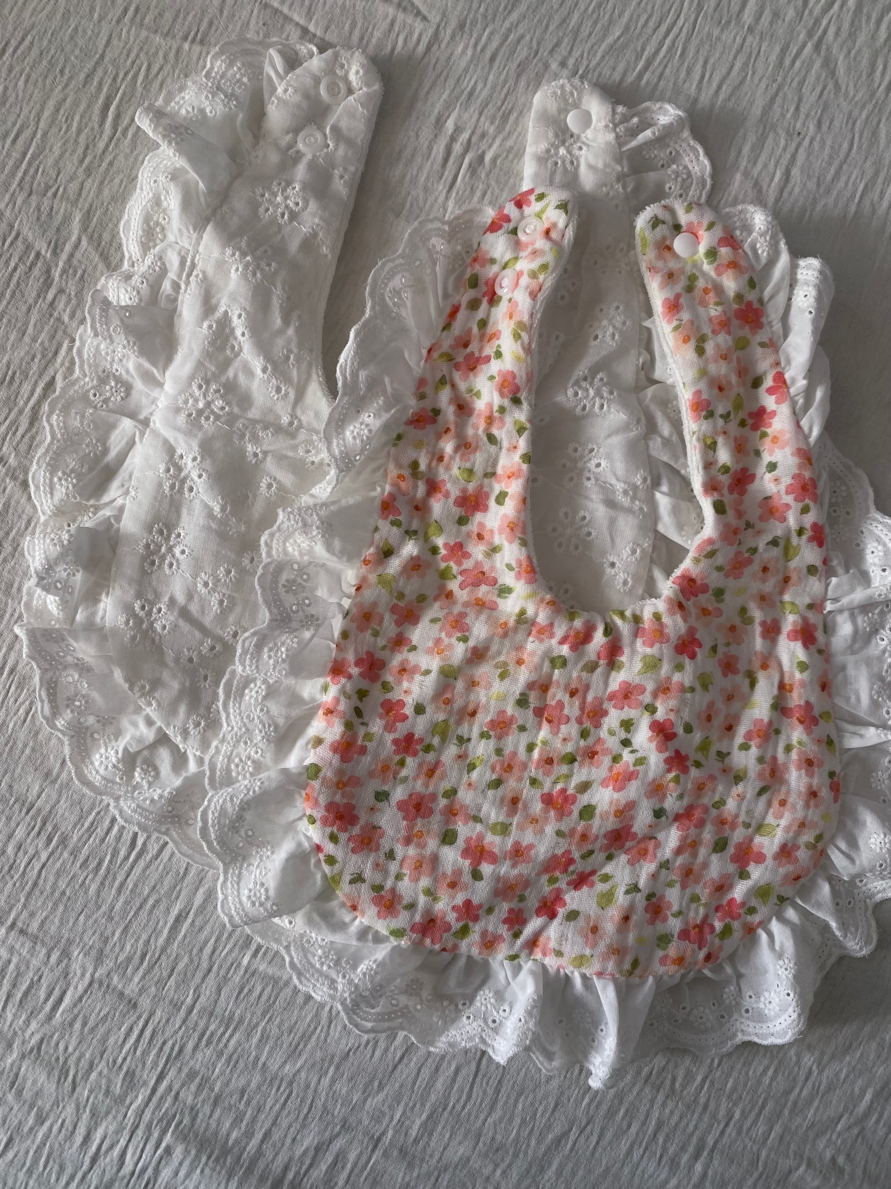 2pcs Soft & Comfortable Cotton Baby Bibs