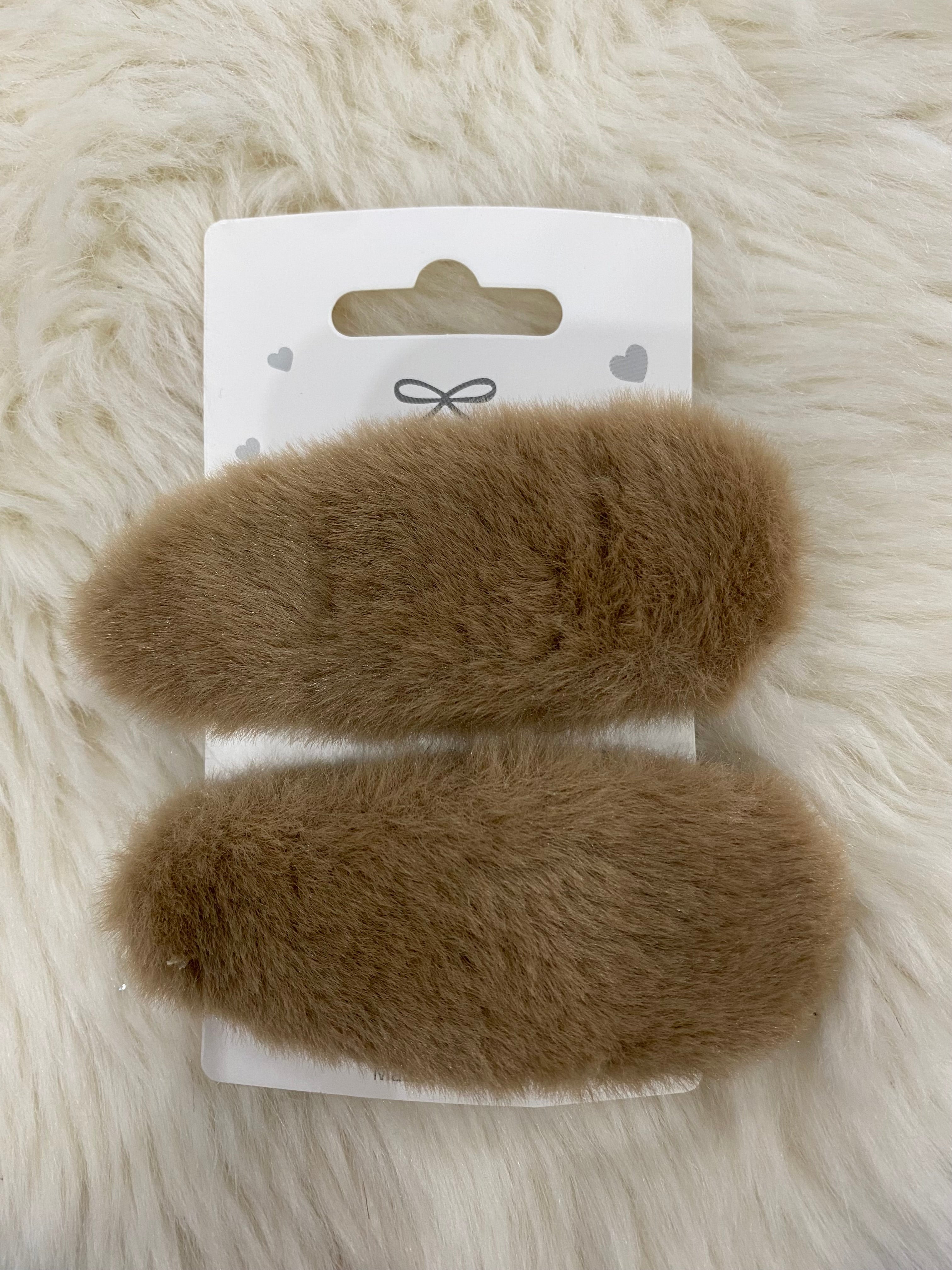 2pcs fluffy hair clips