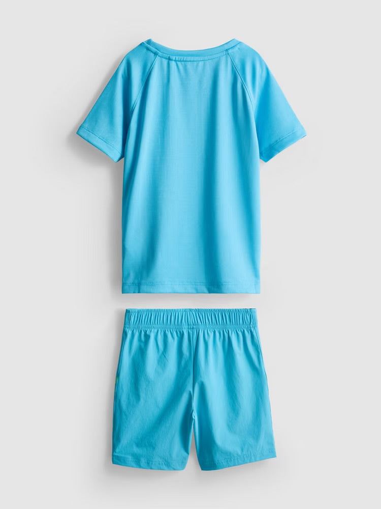 An activewear tee and shorts clothing co-ord