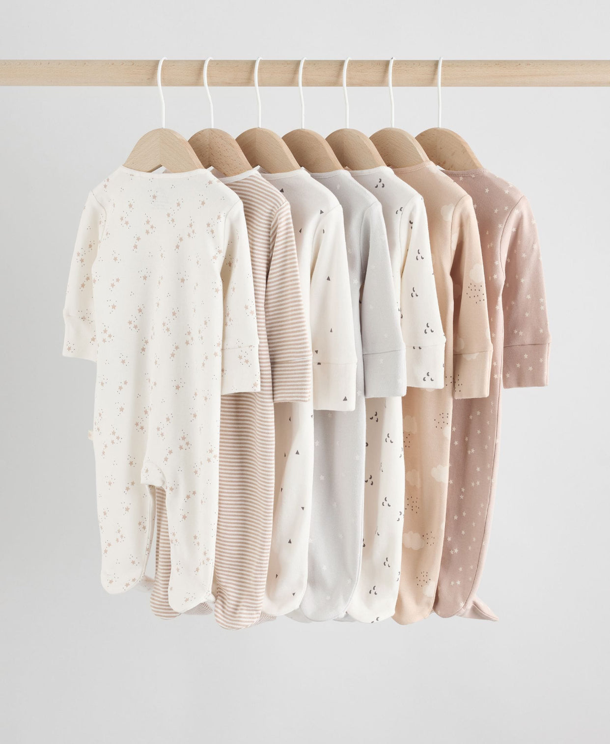 Neutral 7 Pack Two Way Zip Baby
Sleepsuits