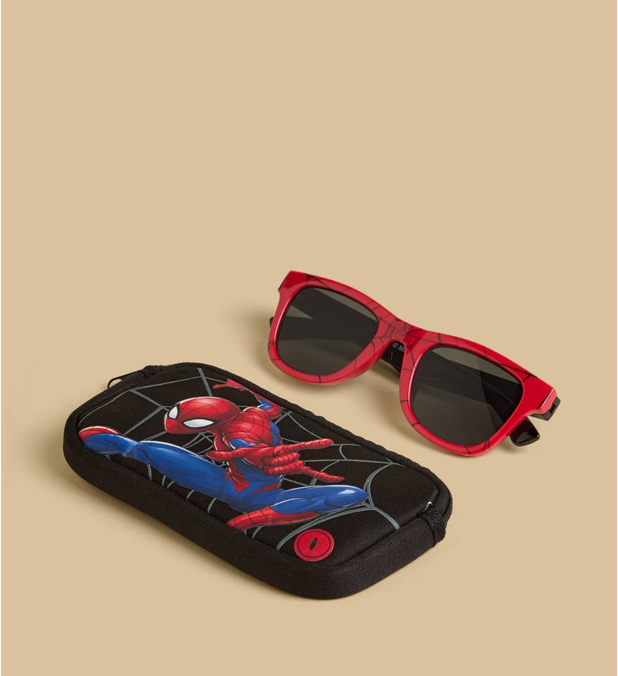 Spiderman sunglasses with case