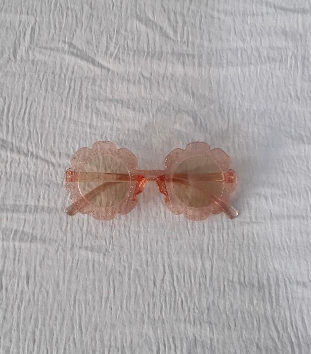 Girls sunglasses (immediate)