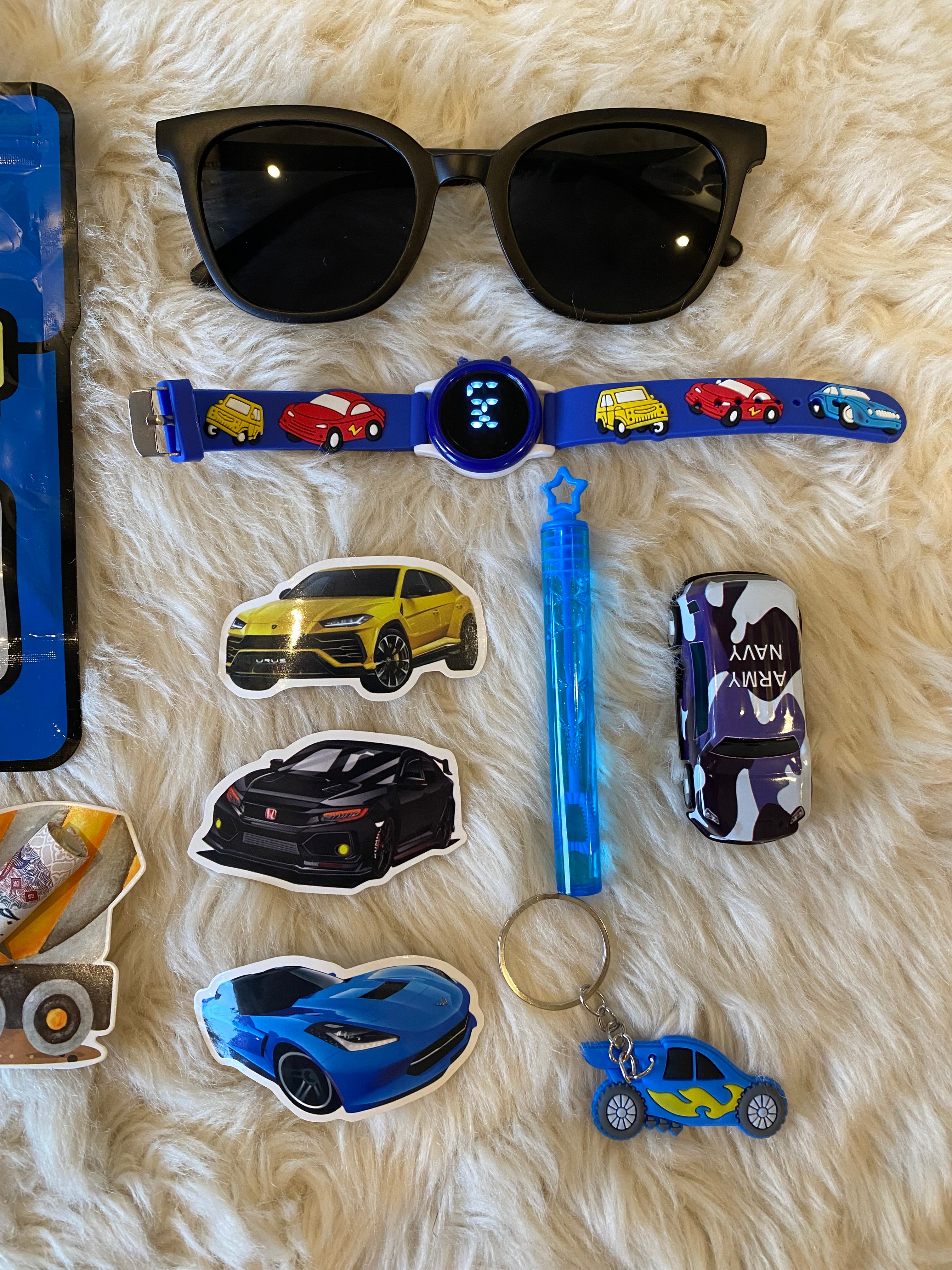 Blue Eid Giveaway (8 pcs)