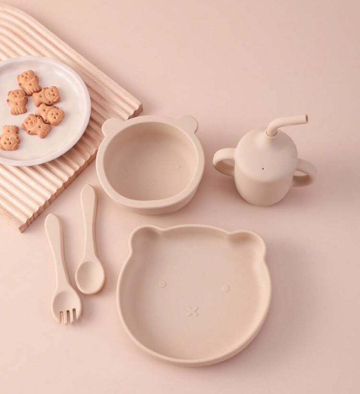 5PCS beige Silicone Baby Tableware Set (immediate)