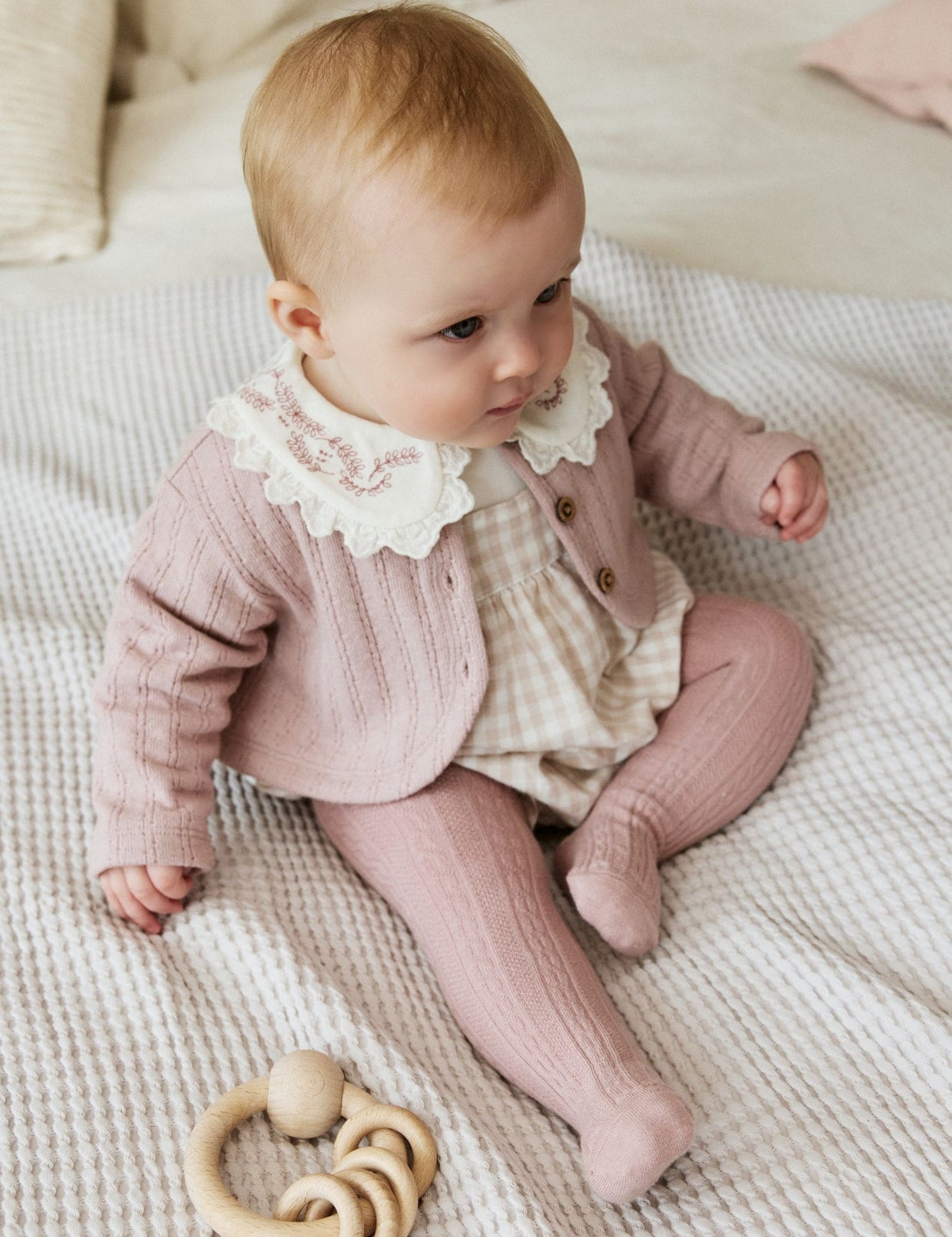 Pink Bubble Romper Long Sleeve
Bodysuit Cardigan and Tights 4 Piece Set (immediate)