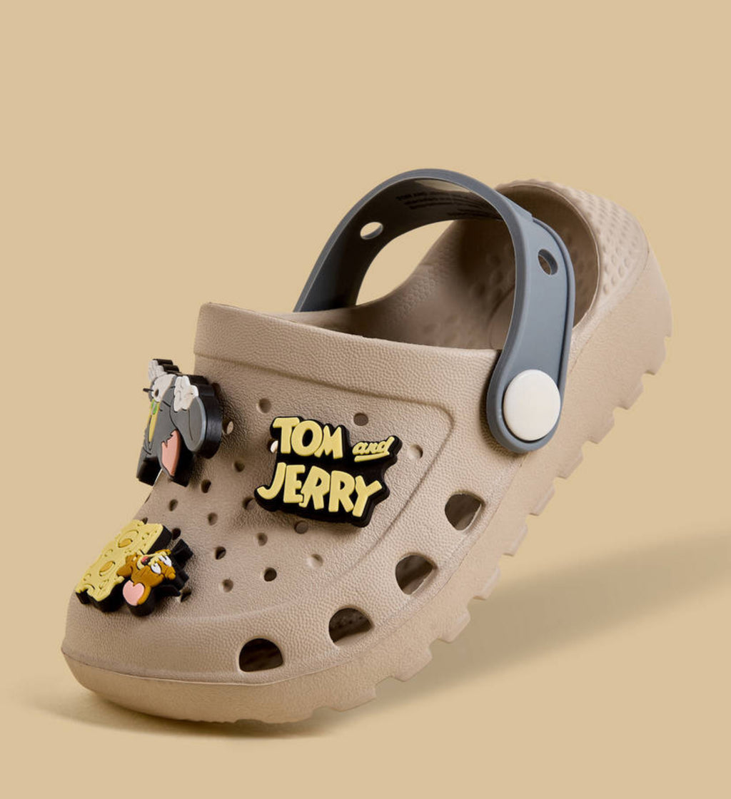 Tom and Jerry Accent Clogs with Backstrap