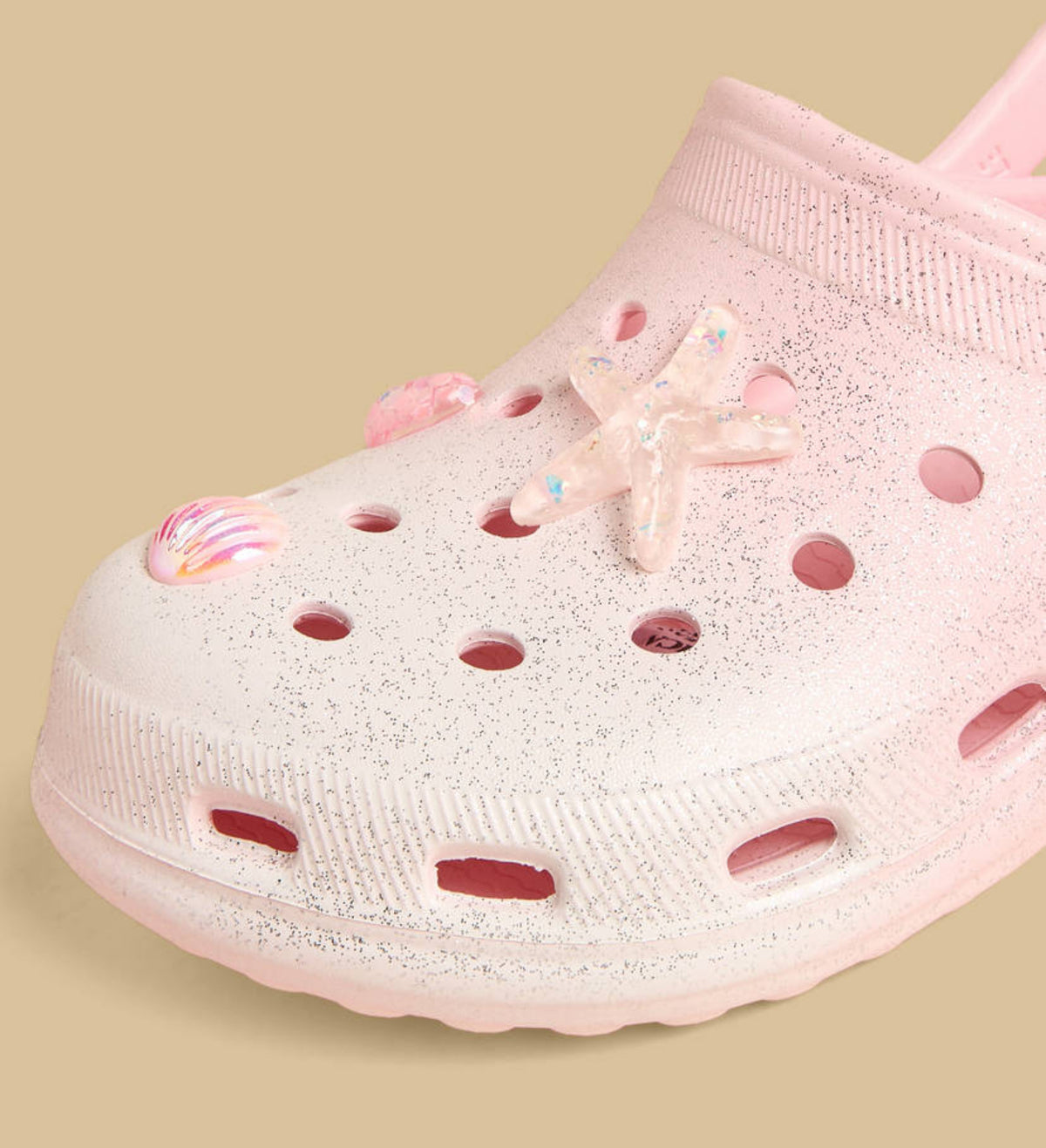 Seashell Ombre Print Clogs