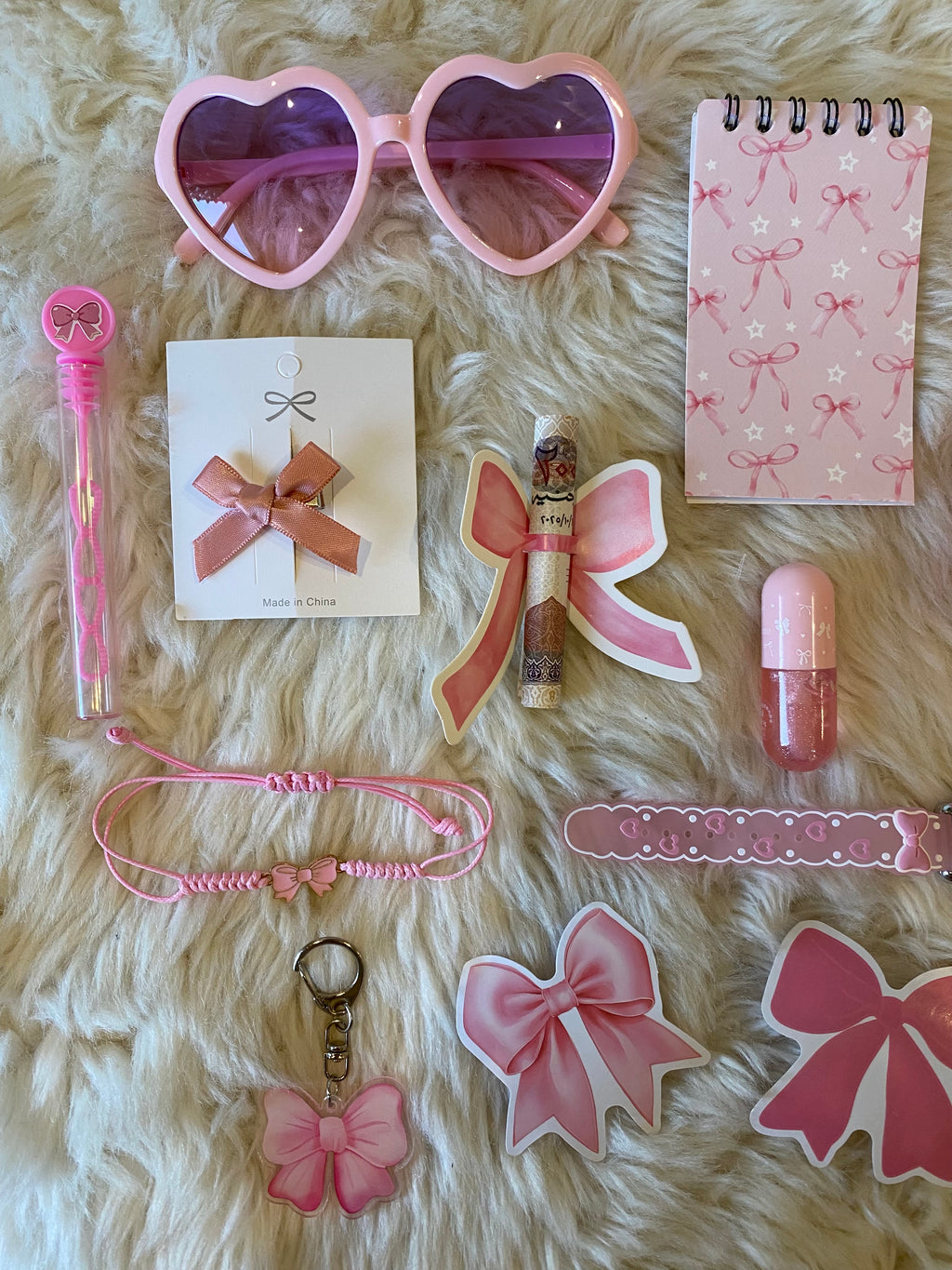 Pink Bow Eid Giveaway (11pcs)