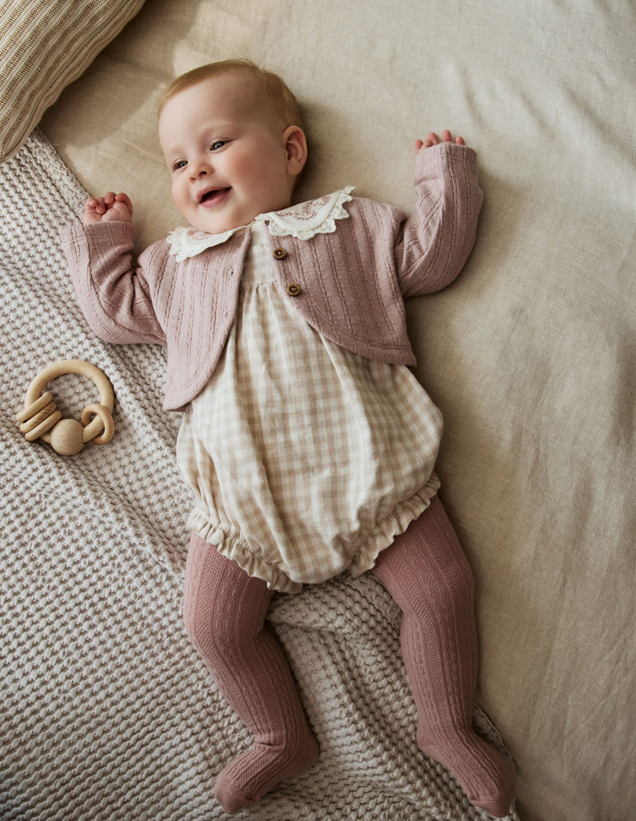 Pink Bubble Romper Long Sleeve
Bodysuit Cardigan and Tights 4 Piece Set (immediate)