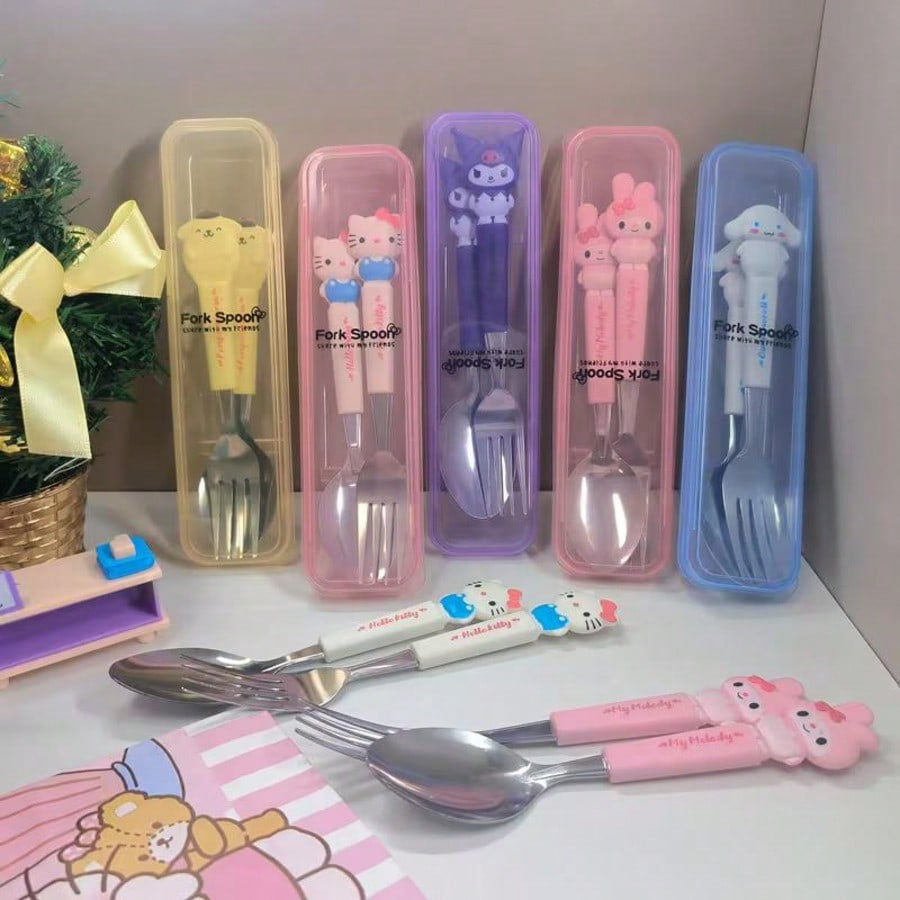 SANRIO 1set Authorized Stainless Steel Portable Cutlery Set (immediate)