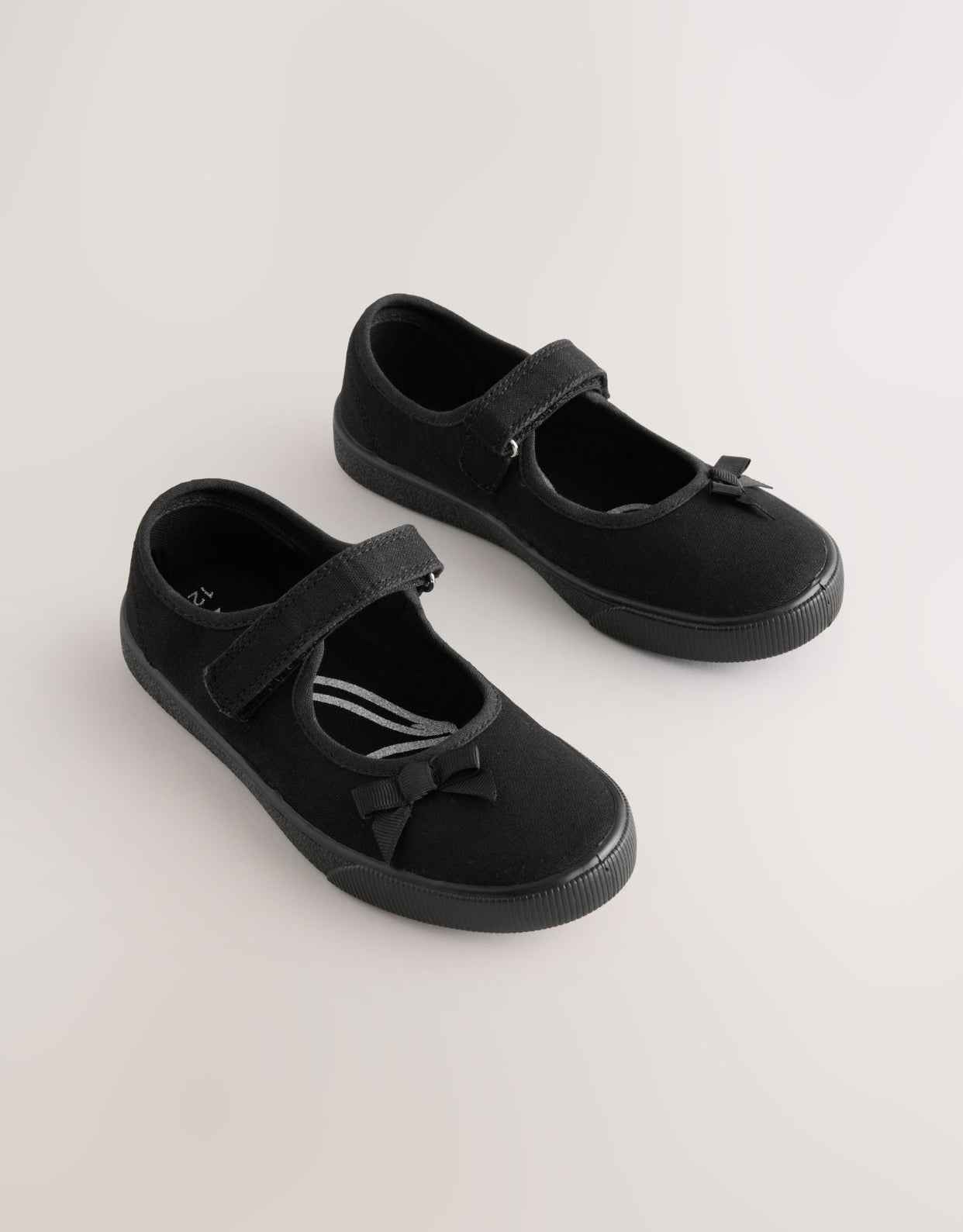 Black Standard Fit (F) School Bow
Plimsoll Shoes