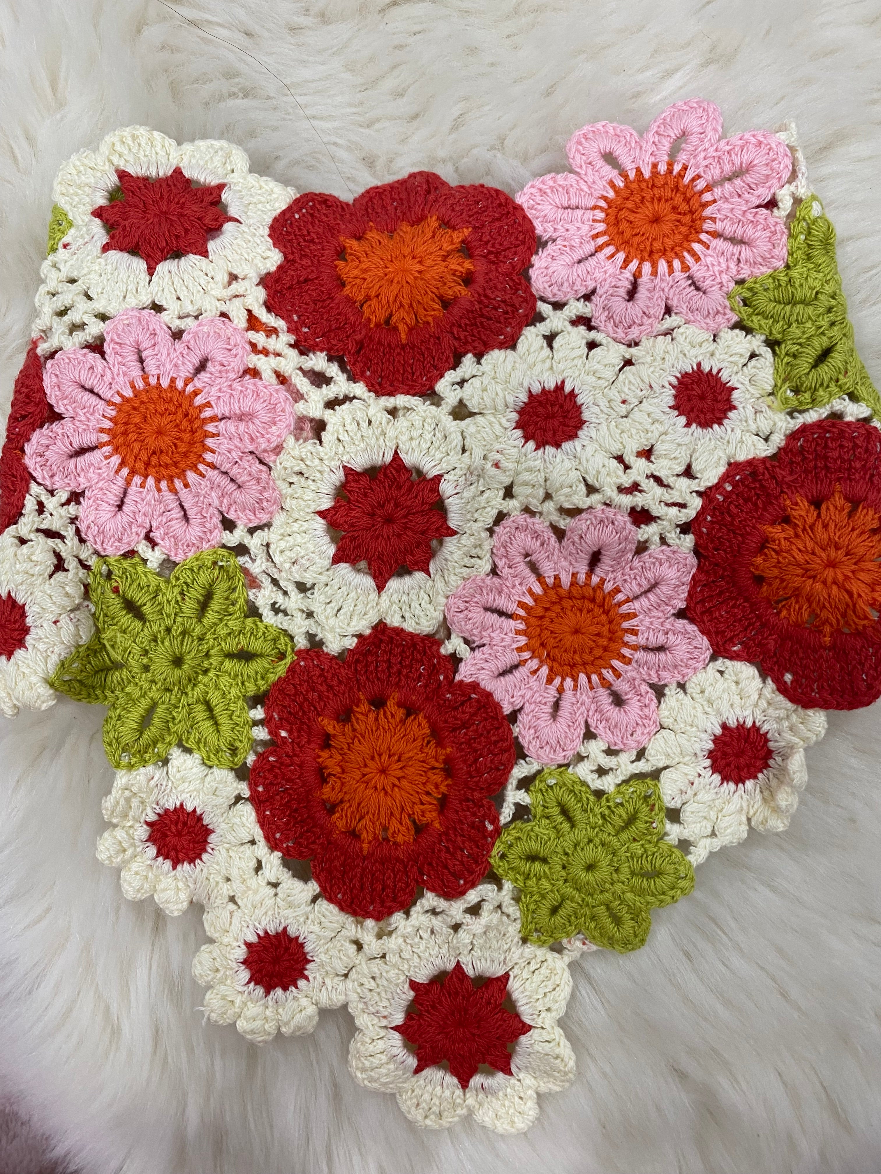 1pc Knitted Floral Decor Triangle Scarf Headband