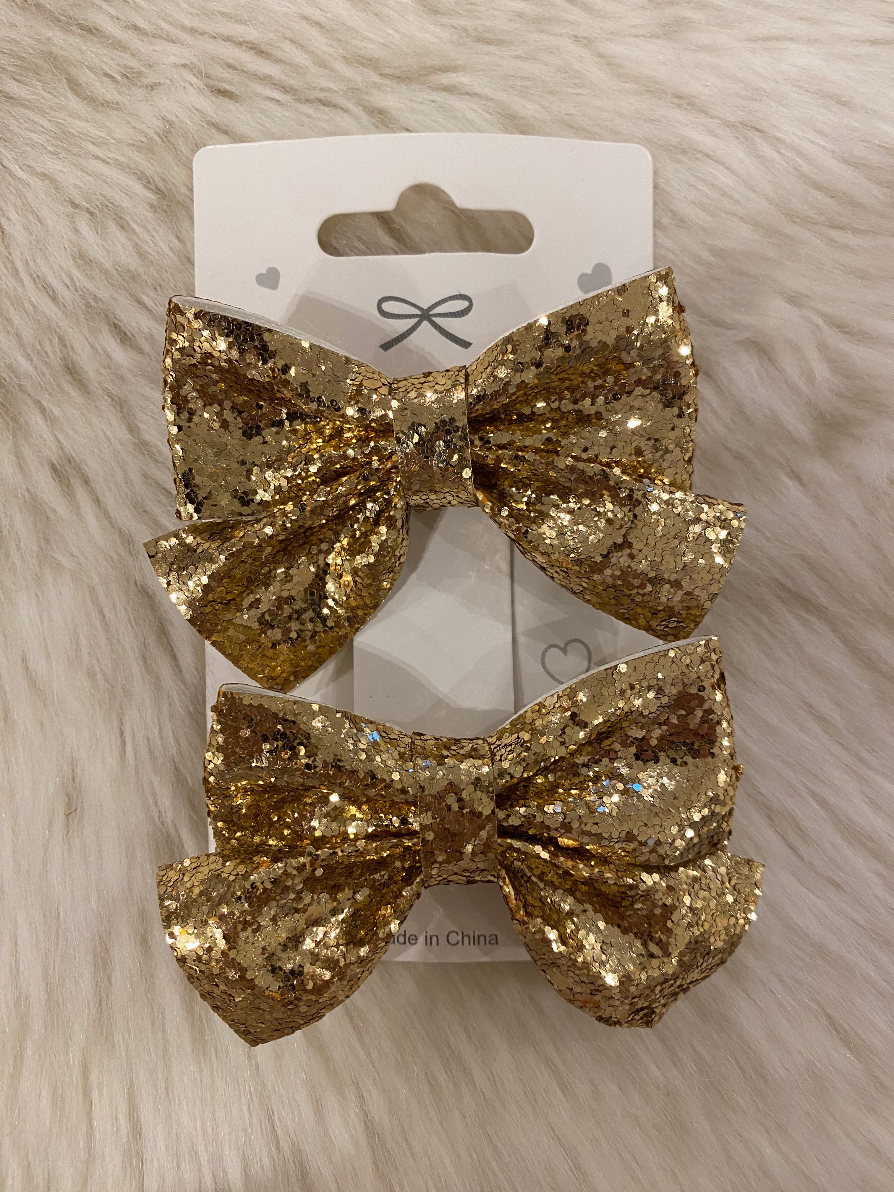 2pcs Glittery Bow Clips
