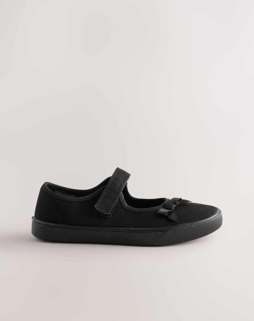 Black Standard Fit (F) School Bow
Plimsoll Shoes