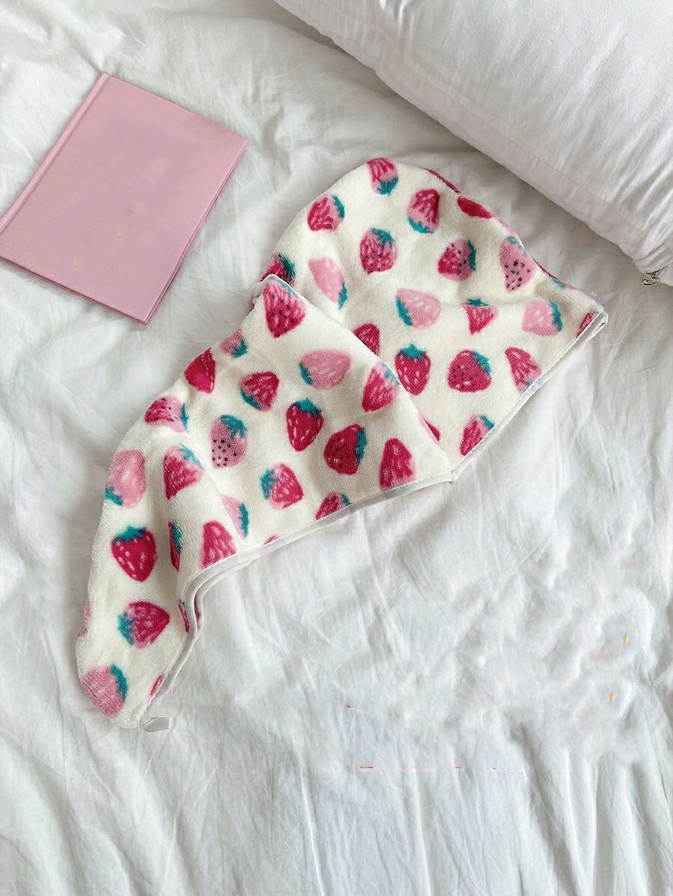 1pc Plush Hair Strawberry Drying Cap (immediate)