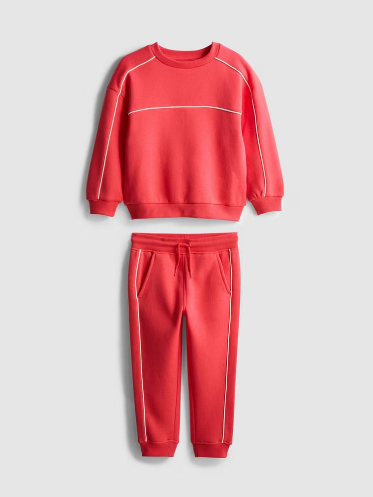 A pullover sweatshirt and cuffed joggers clothing co-ord