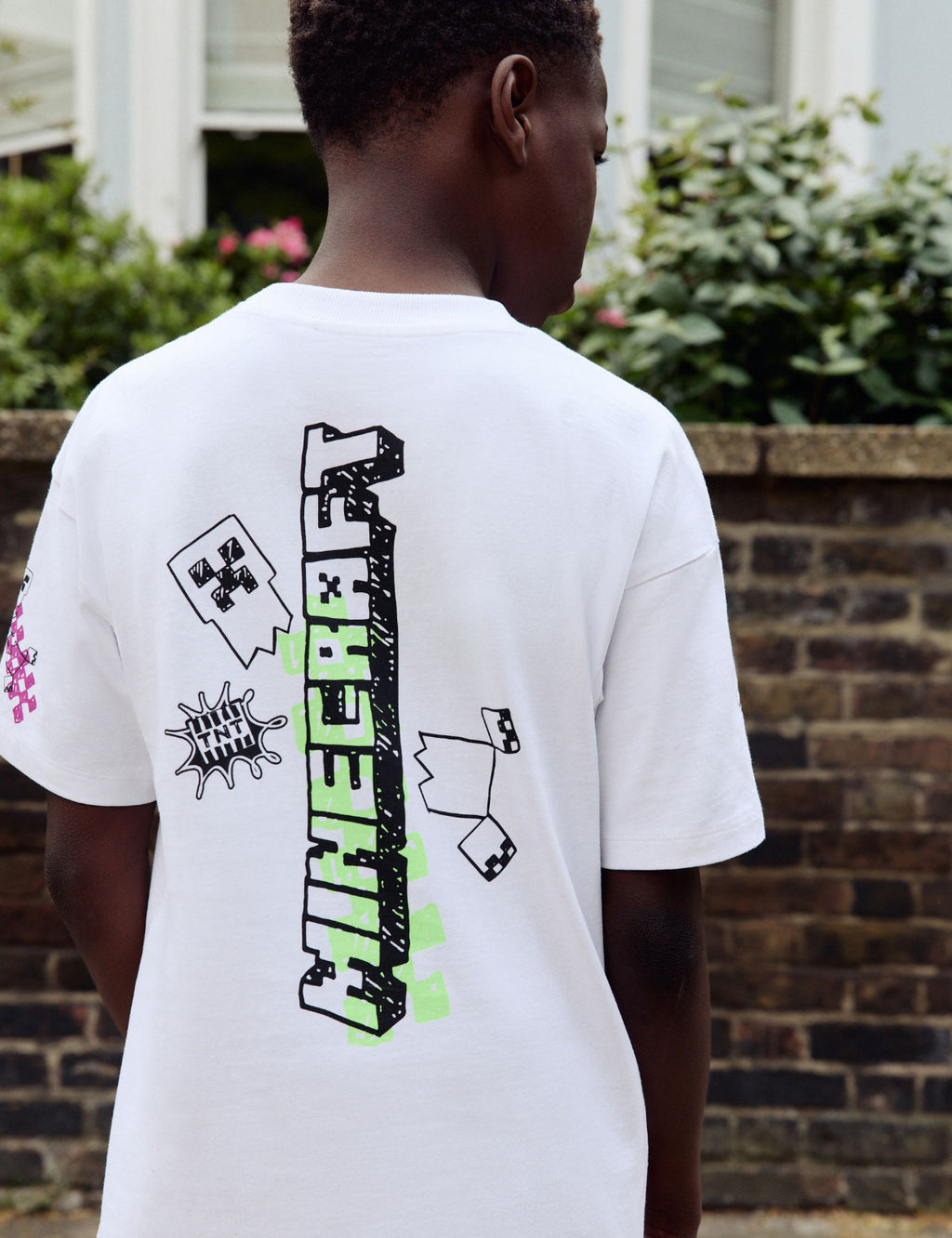 White Graffiti Single Minecraft T-Shirt