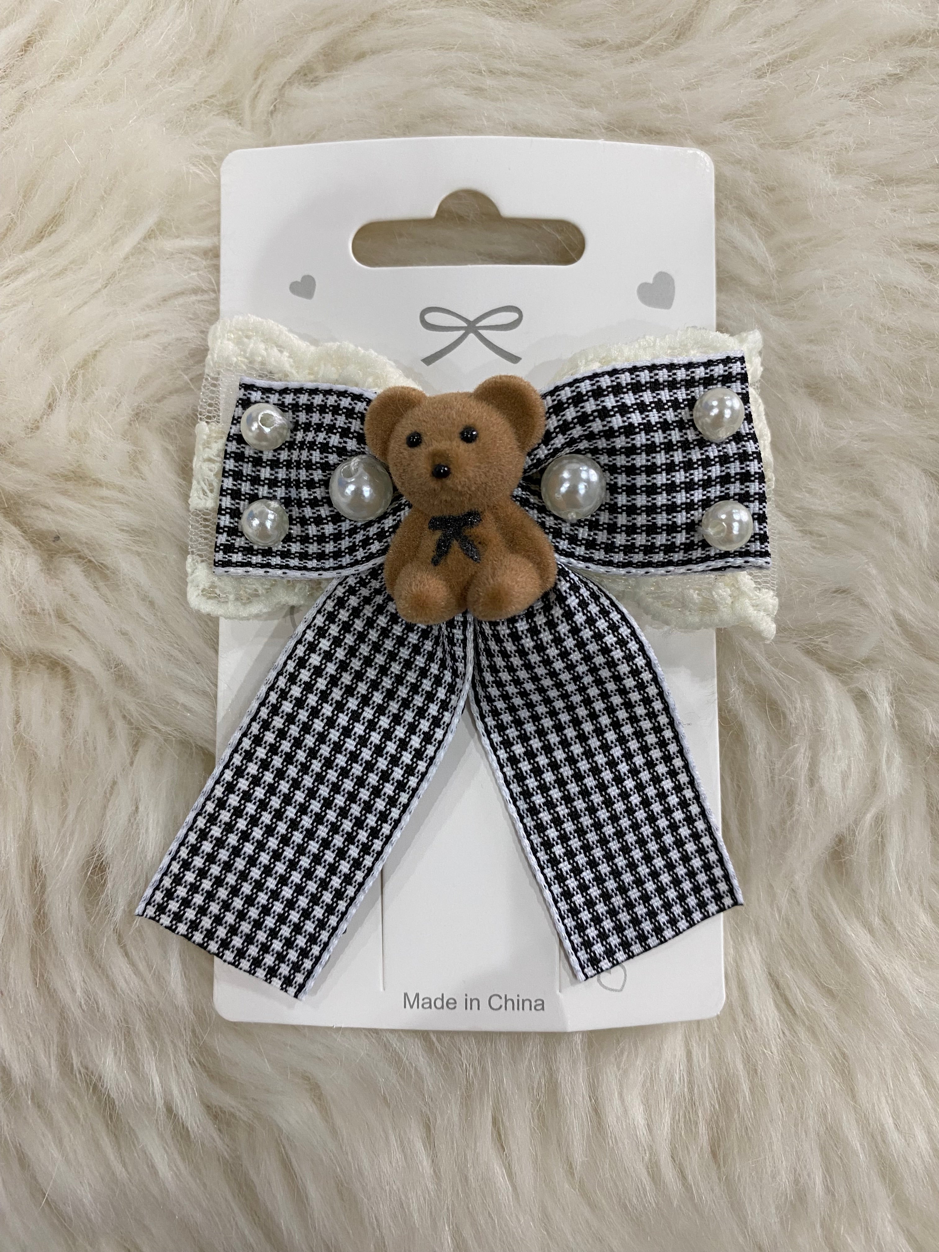 Faux pearl studded white plaid teddy bear hair clip