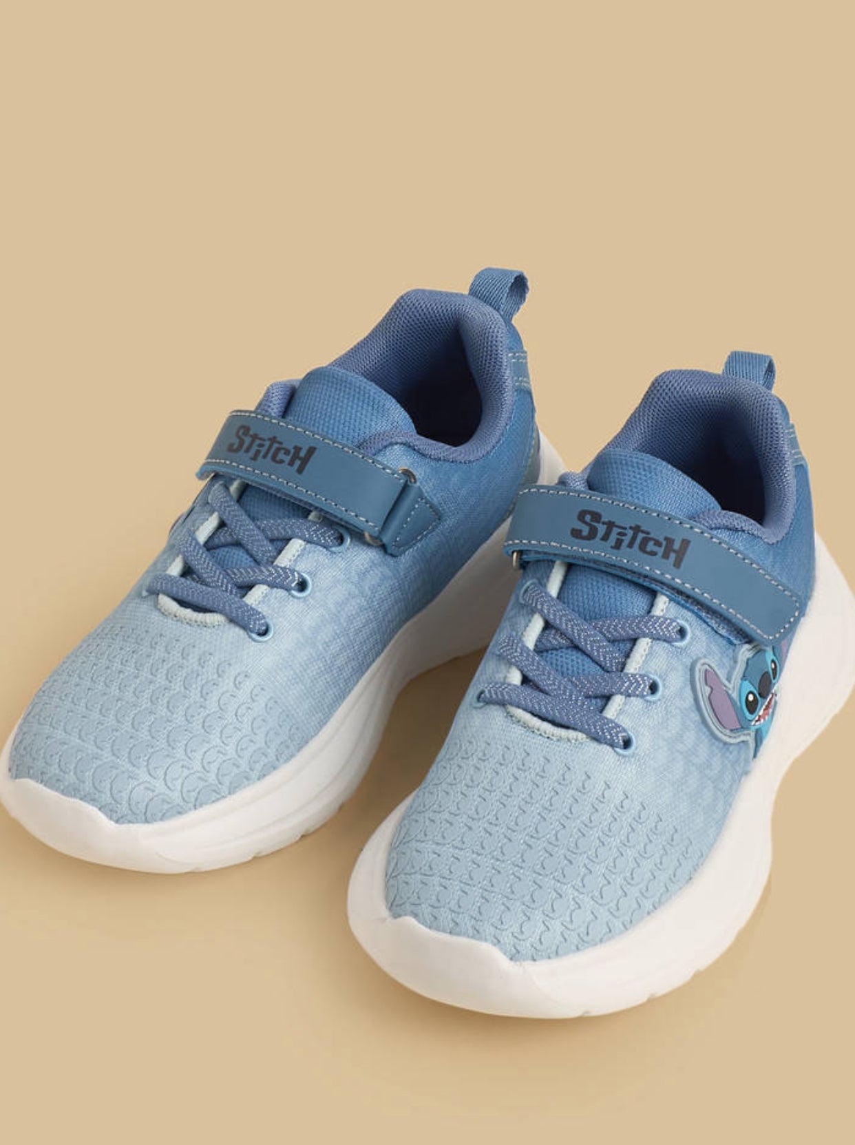 Stitch Colourblock Sports Shoes with Hook and Loop Closure