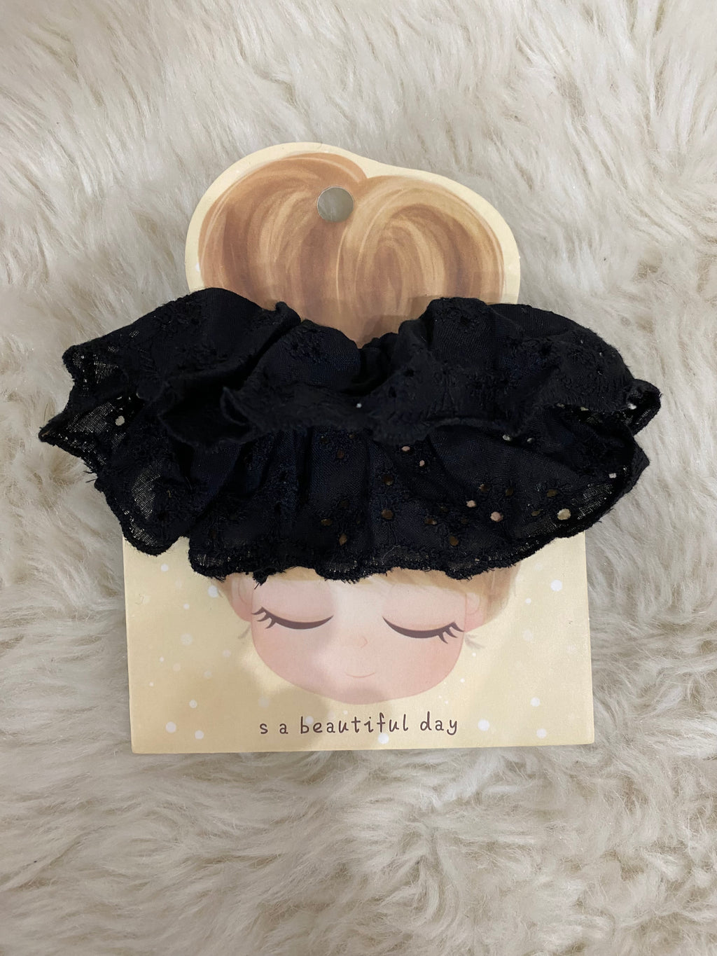 1 Pc Lace Hollow Scrunchie
