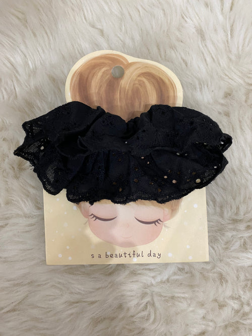 1 Pc Lace Hollow Scrunchie