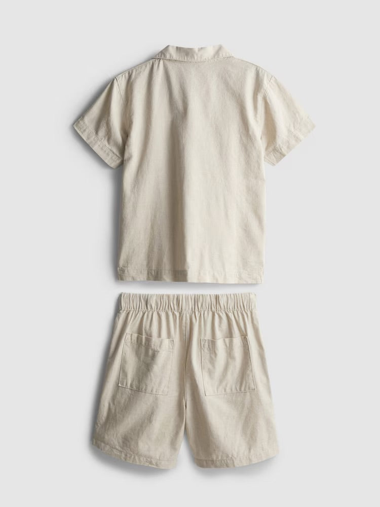 A shirt and shorts clothing co-ord