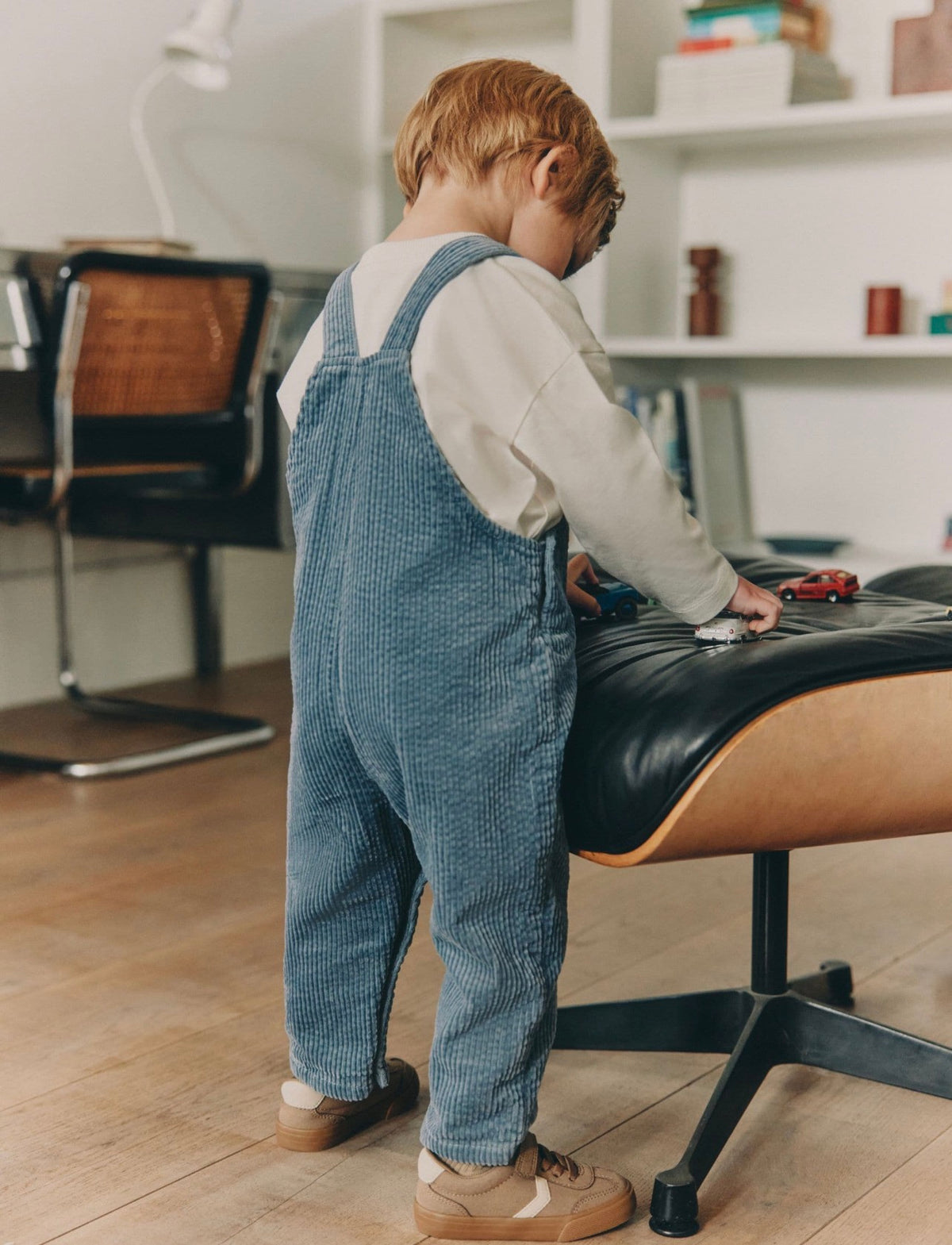 Mid Blue Regular Fit Textured Corduroy
