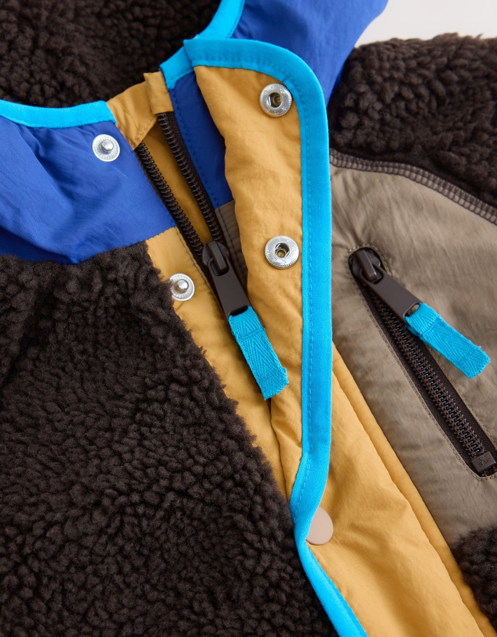 Brow Colour Block Borg Gilet